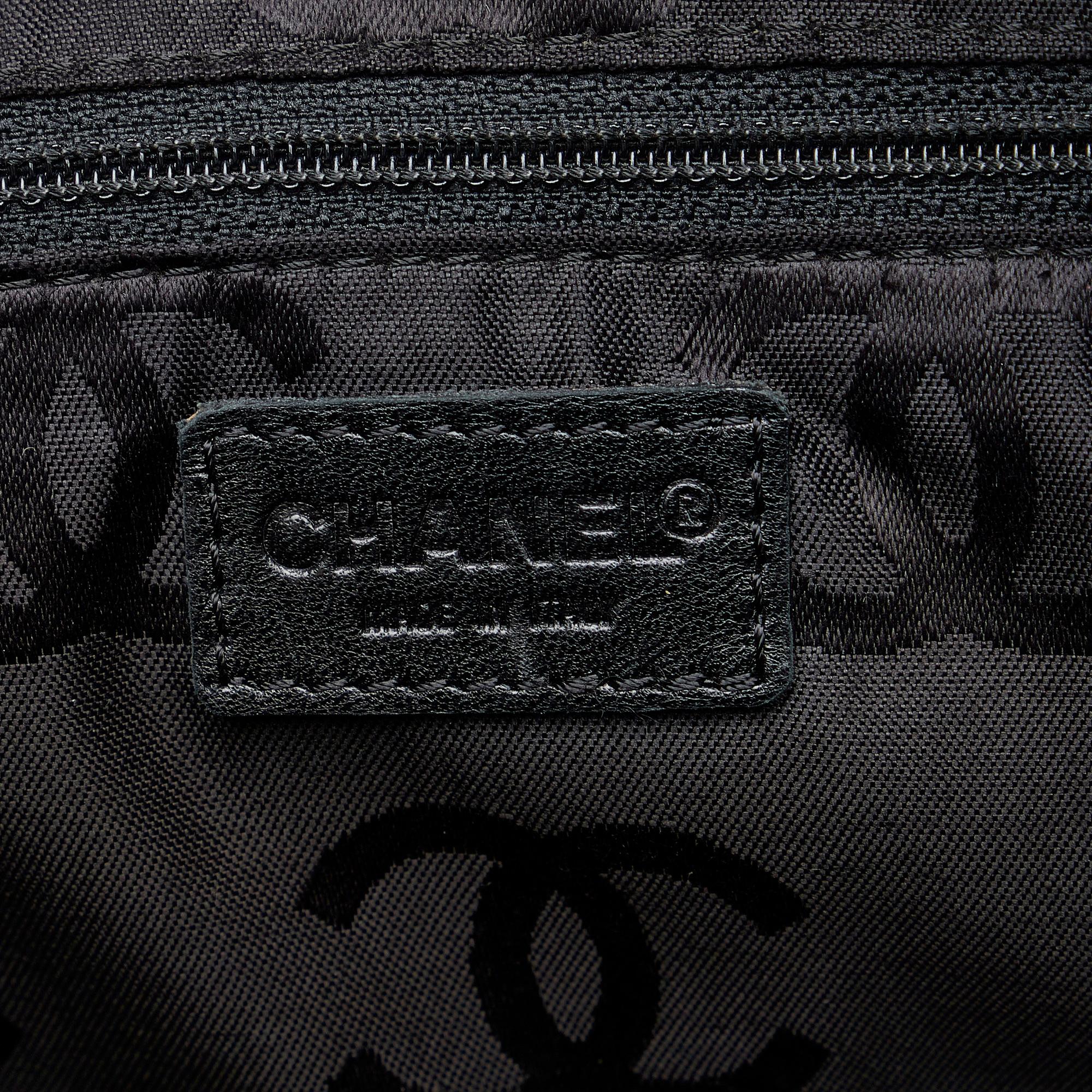 Chanel CC Wild Stitch Handbag (SHG-BGmwDi)