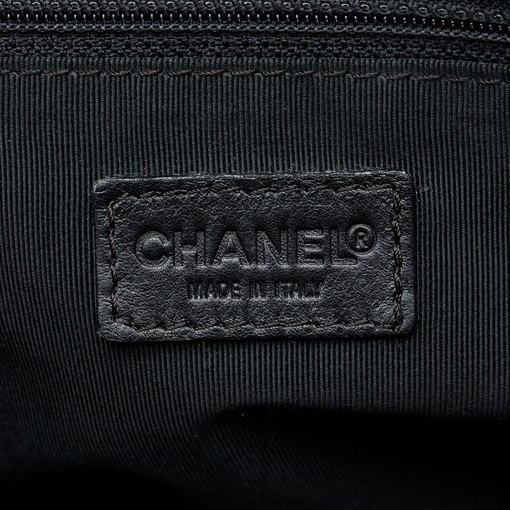 Chanel CC Wild Stitch Handbag (SHG-vbWh5u)