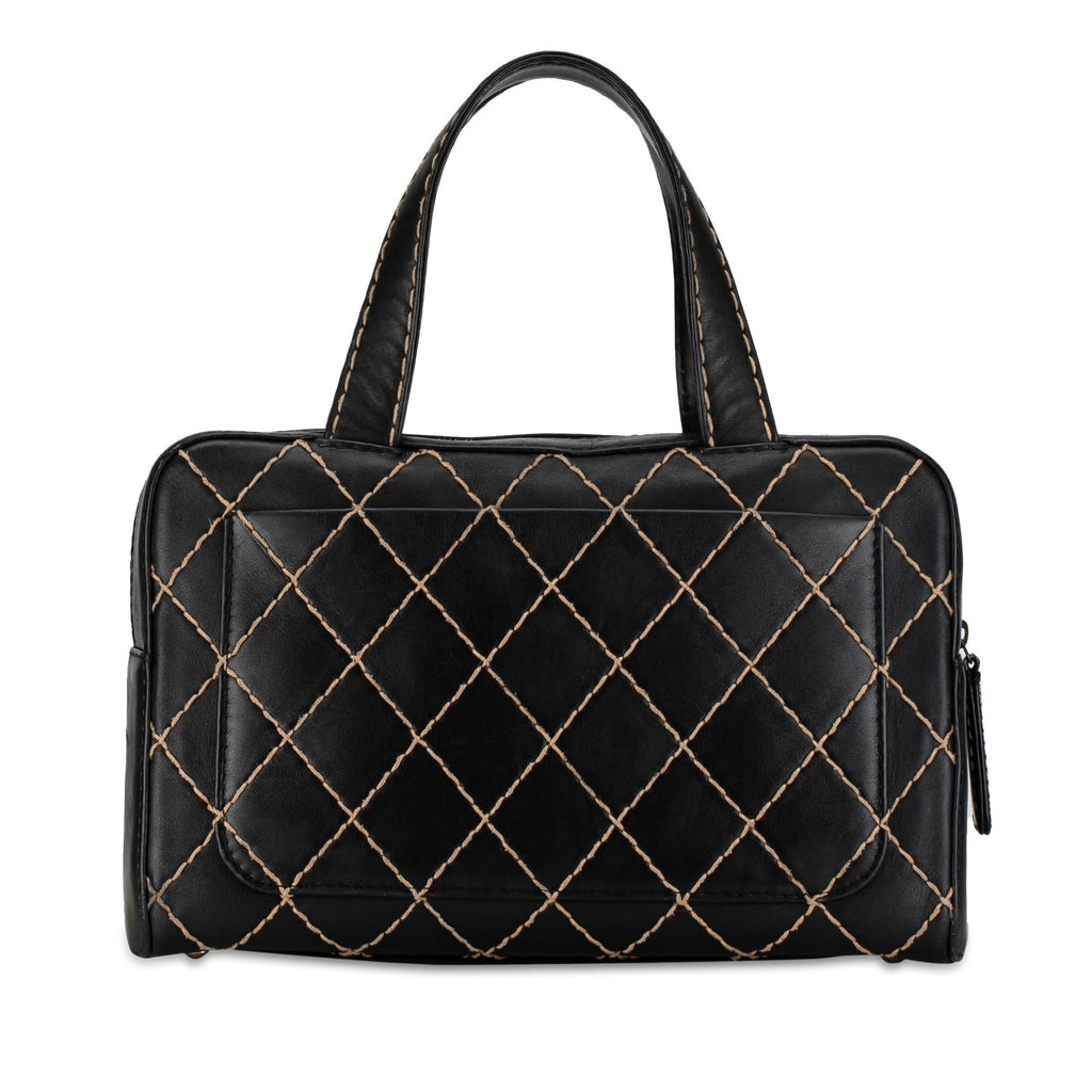 Chanel CC Wild Stitch Lambskin Handbag (SHG-GFLpJL)