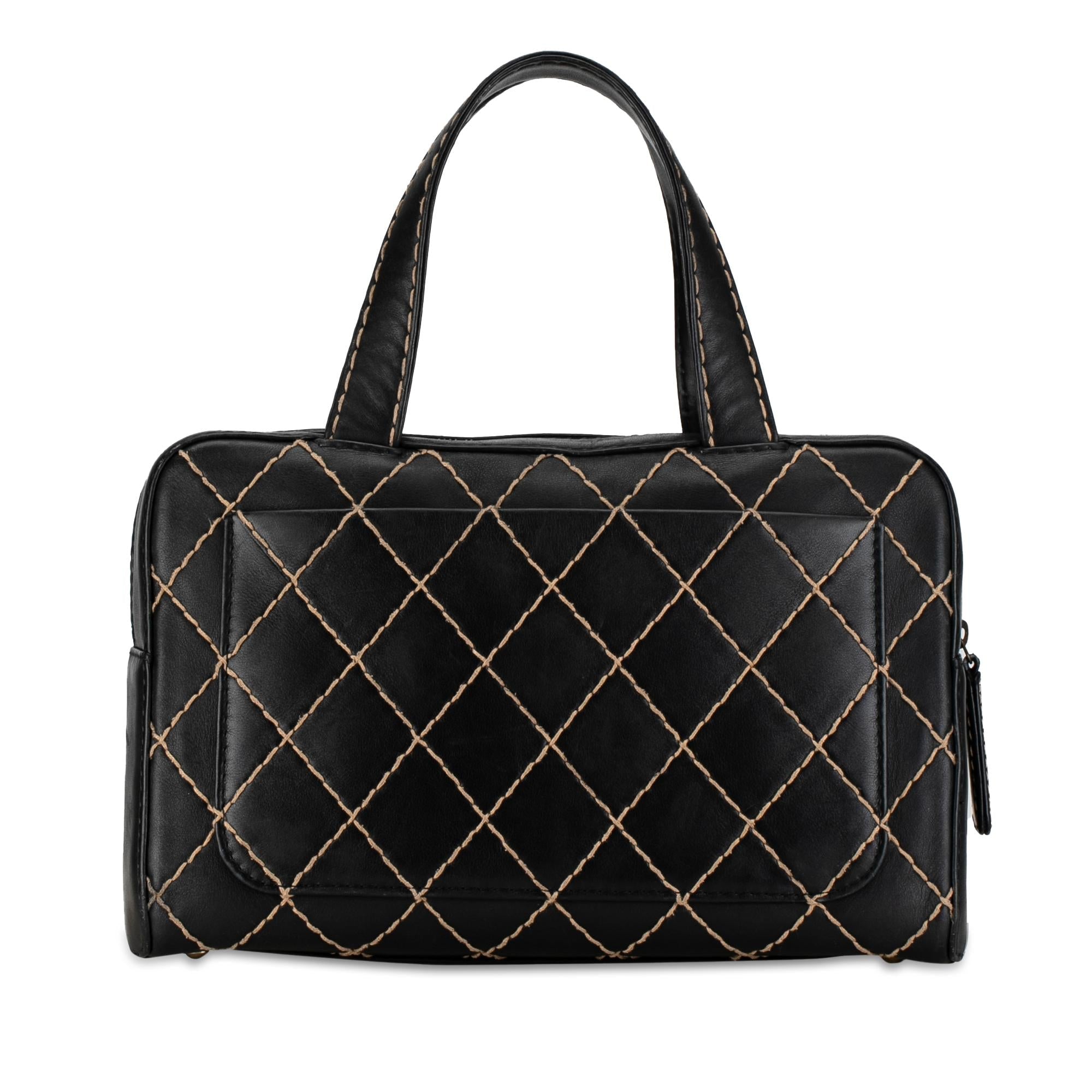 Chanel CC Wild Stitch Lambskin Handbag (SHG-GFLpJL)