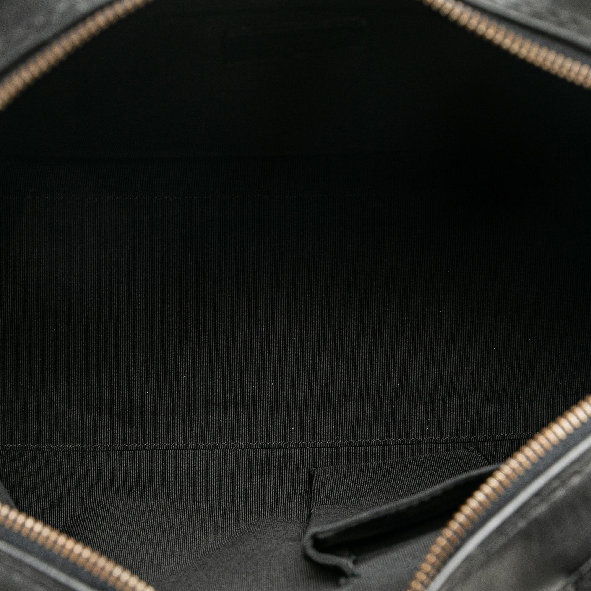 Chanel CC Wild Stitch Lambskin Handbag (SHG-GFLpJL)