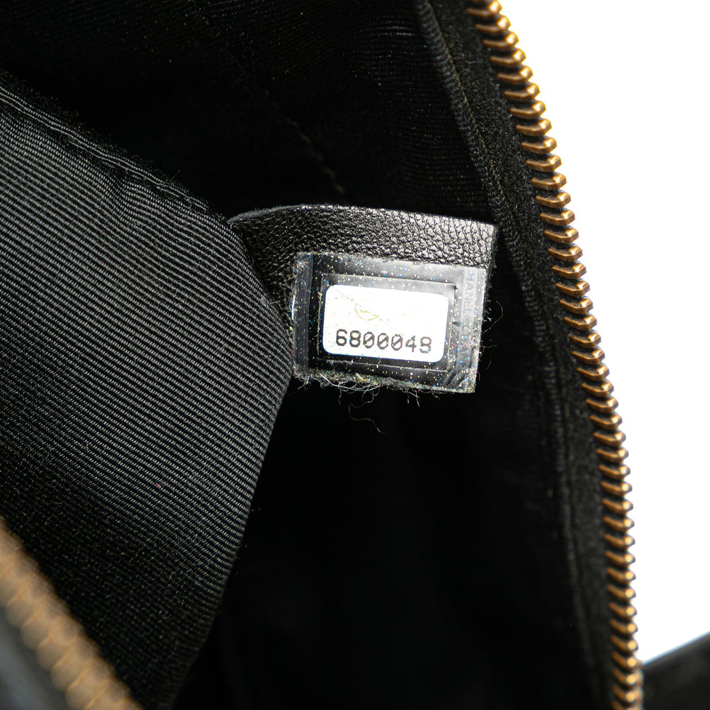 Chanel CC Wild Stitch Lambskin Handbag (SHG-PztZdy)