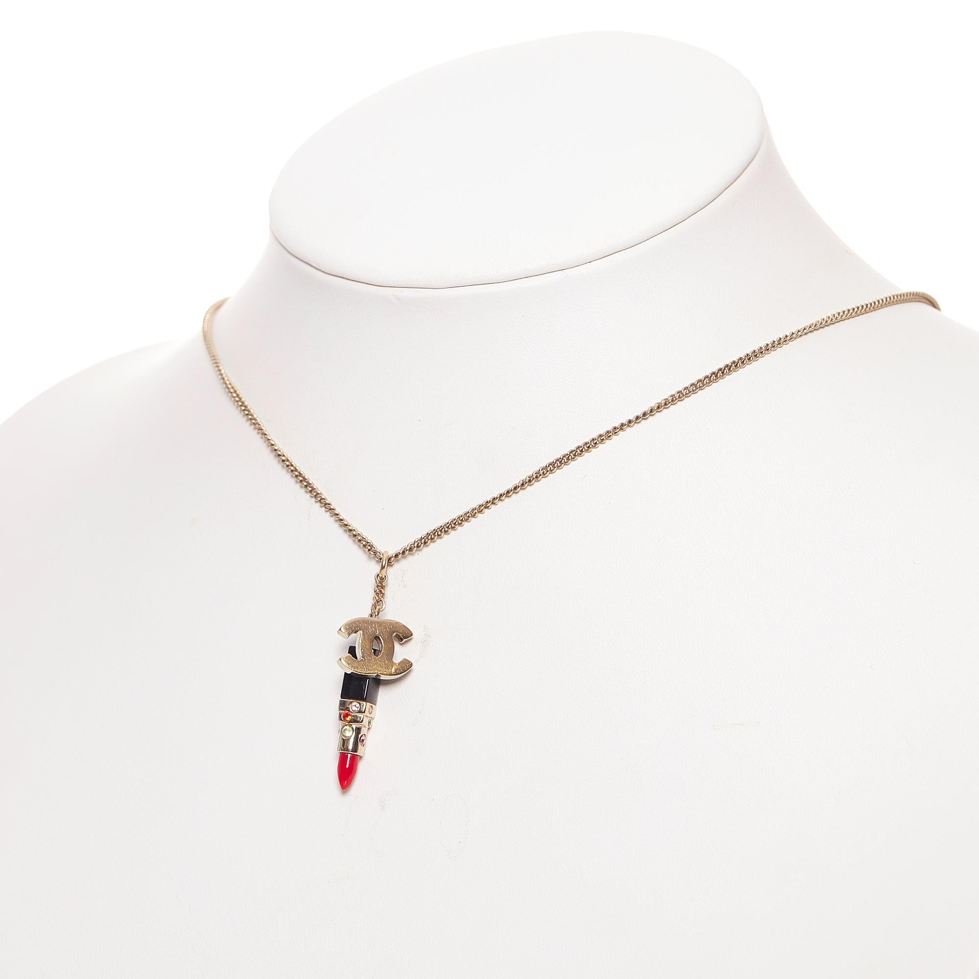 Chanel CC and Lipstick Pendant Necklace (SHG-29400)