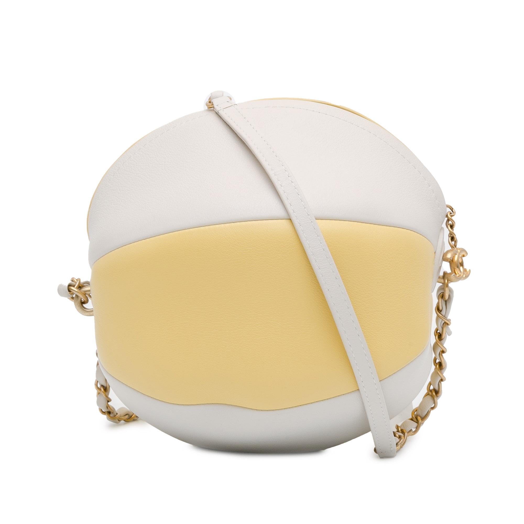 Chanel Calfskin Coco Beach Ball Bag (SHG-OiUAww)
