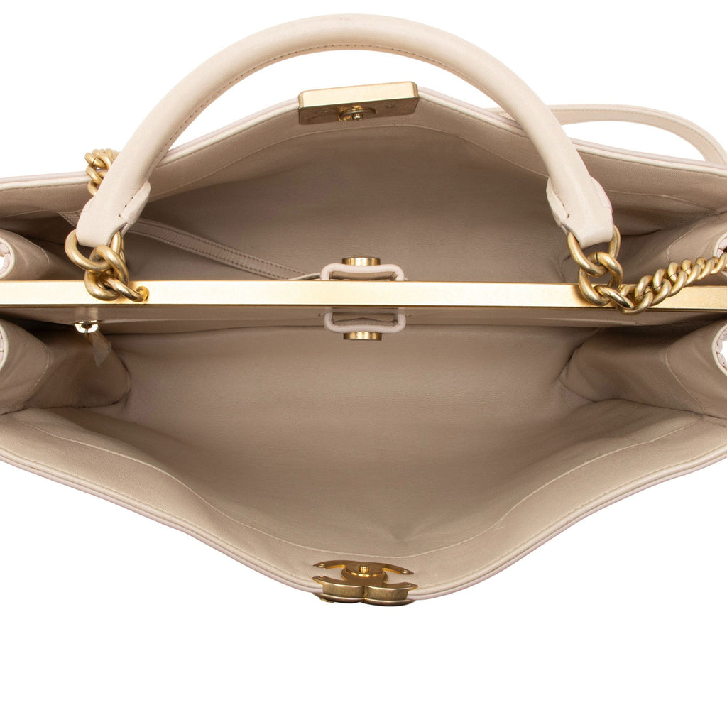 Chanel Calfskin Coco Luxe Large Shopping Tote