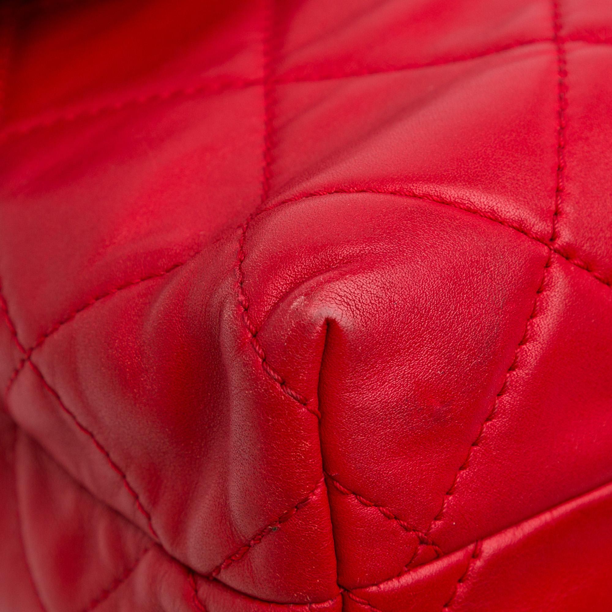 Chanel Calfskin In The Business Flap (SHG-qph0Di)