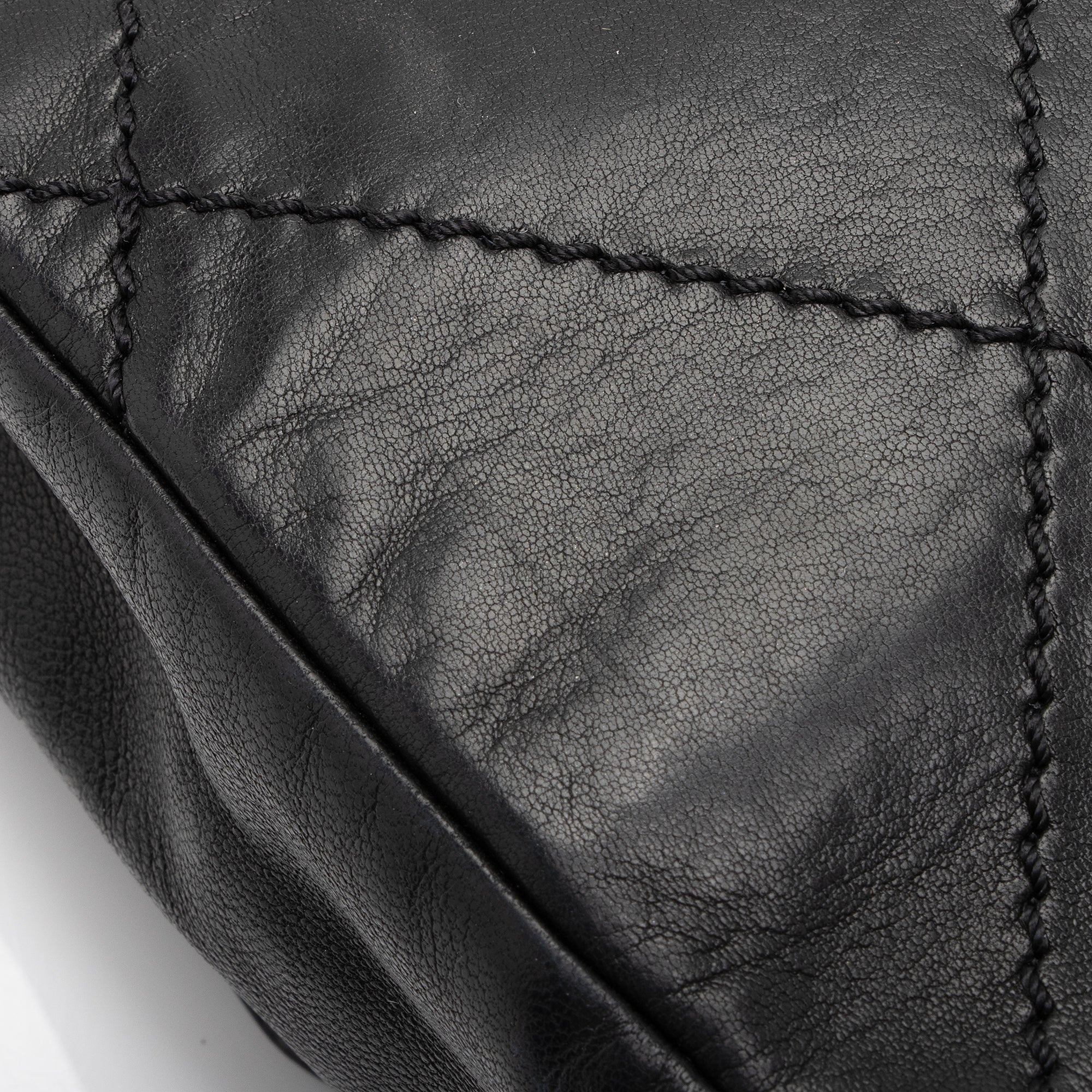 Chanel Calfskin Oversized Quilted CC Small Flap Bag (SHF-FRyV1T)