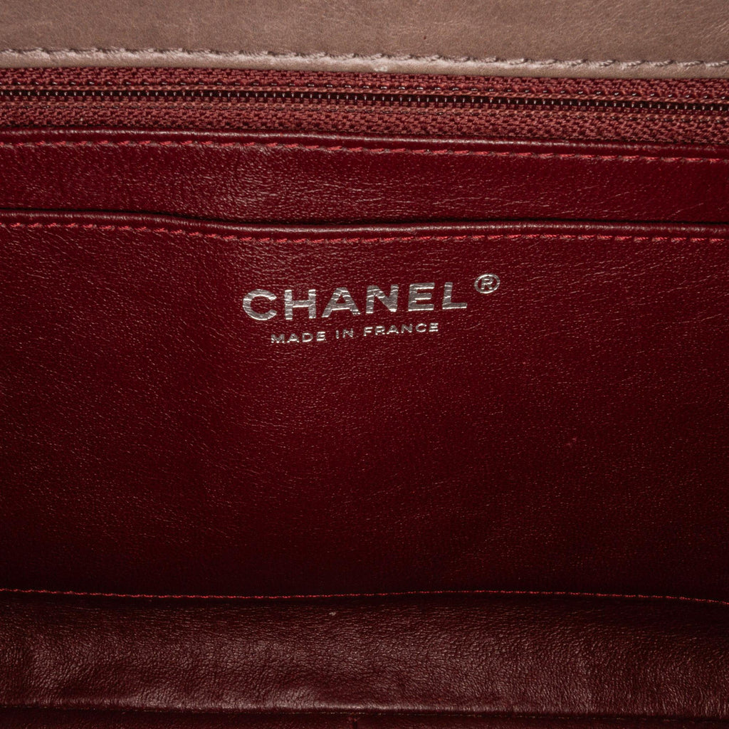 Chanel Calfskin Prestige Flap (SHG-pV6B0d)