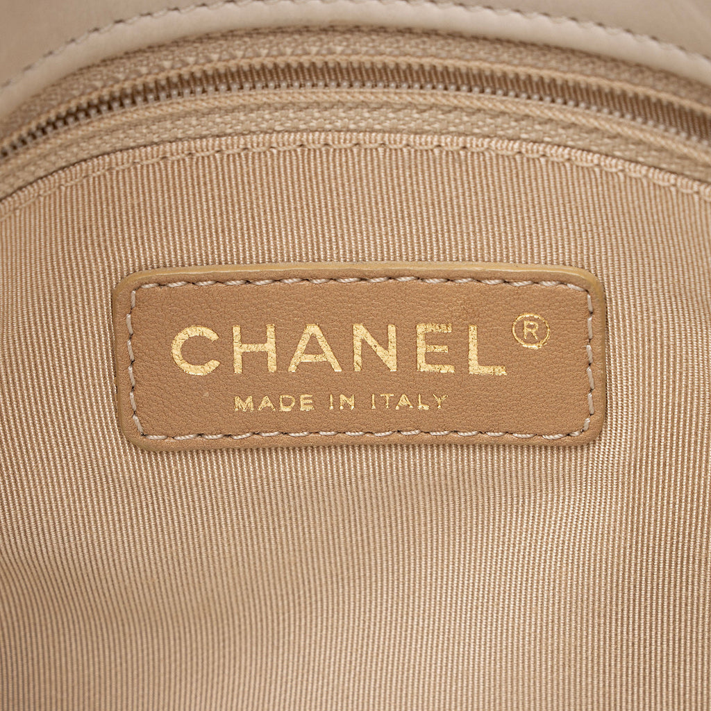 Chanel Calfskin Retro Chain Tote (SHF-syaS0b)