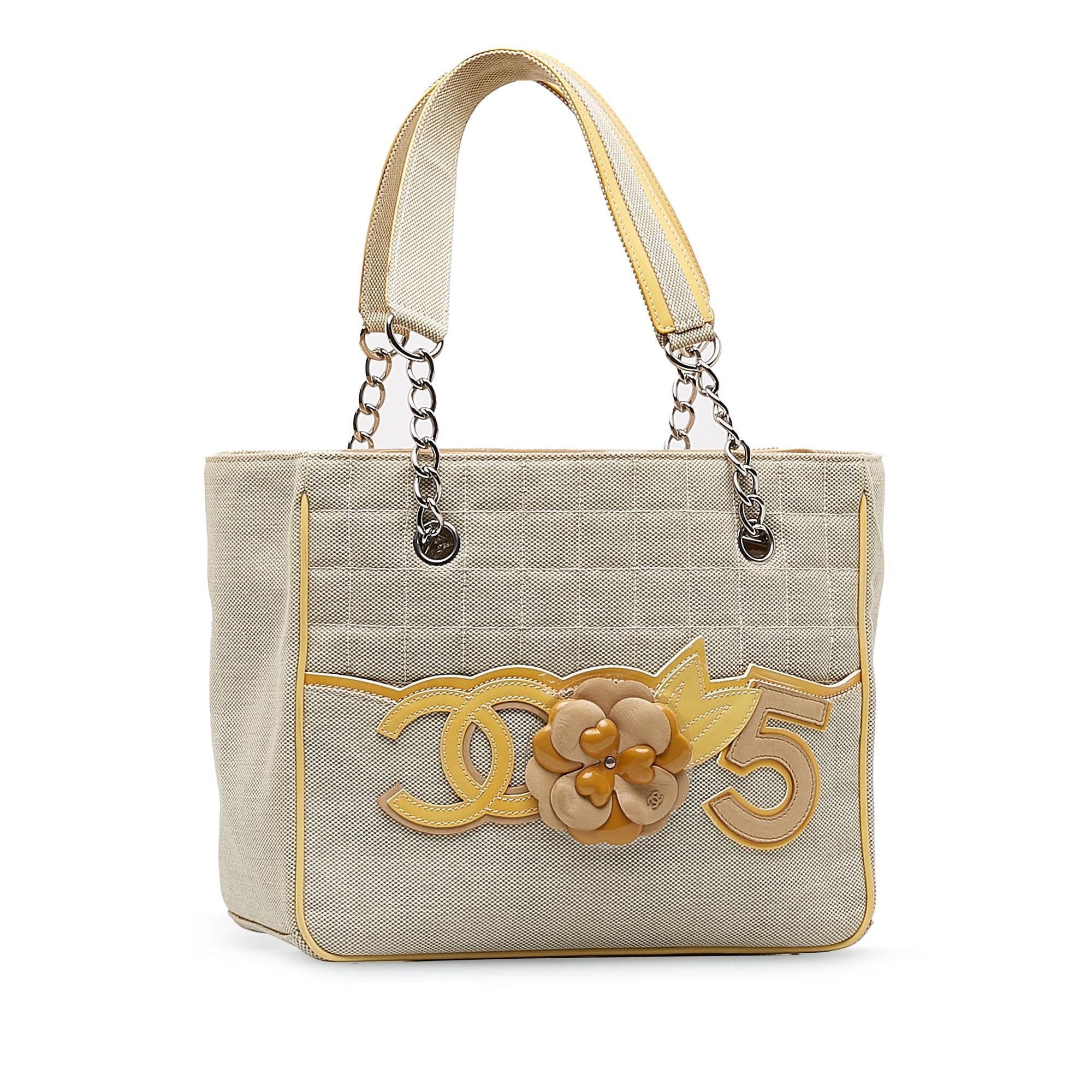 Chanel Camellia CC Choco Bar No. 5 Shoulder Bag (SHG-CGt5YO)