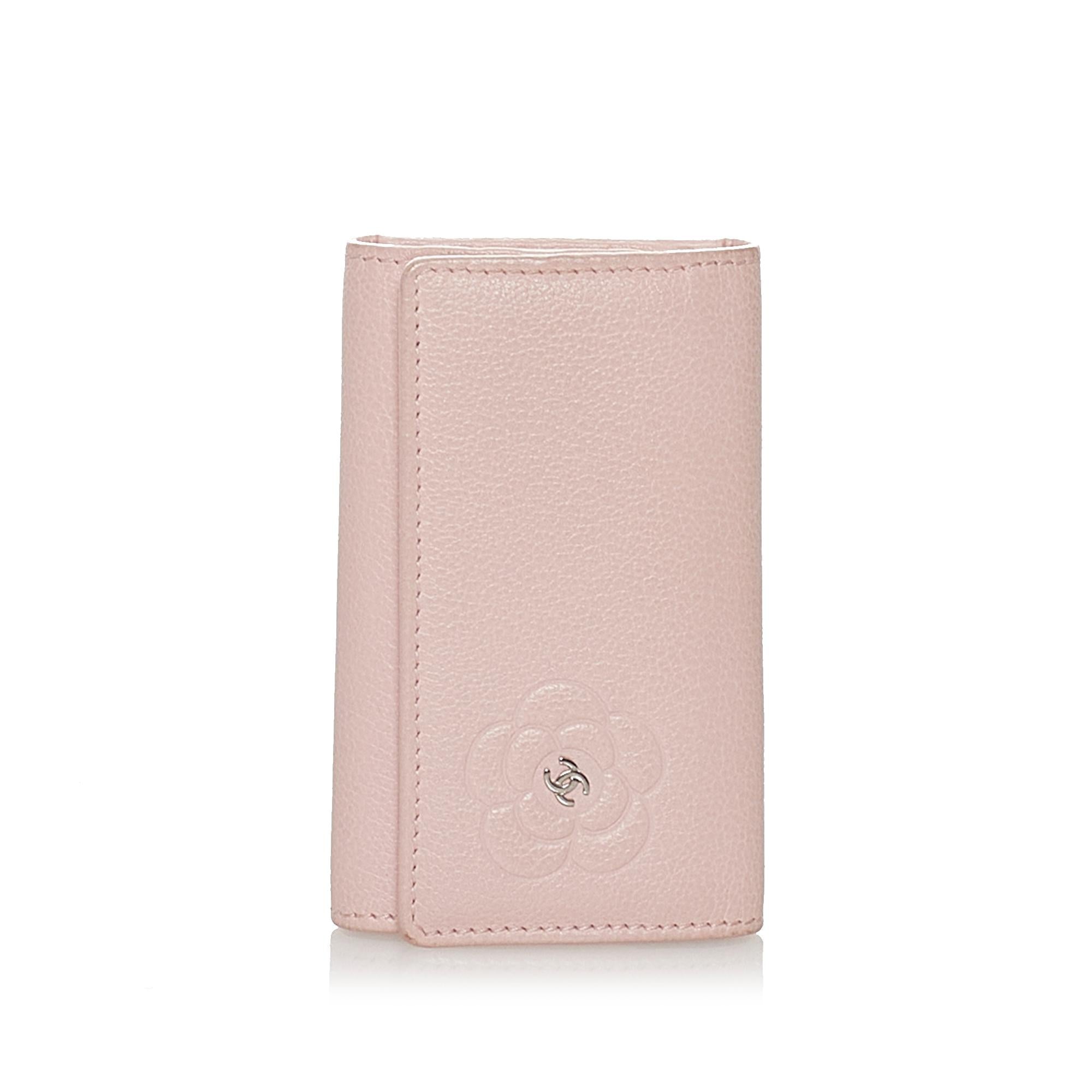 Chanel Camellia Leather Key Holder (SHG-27997)