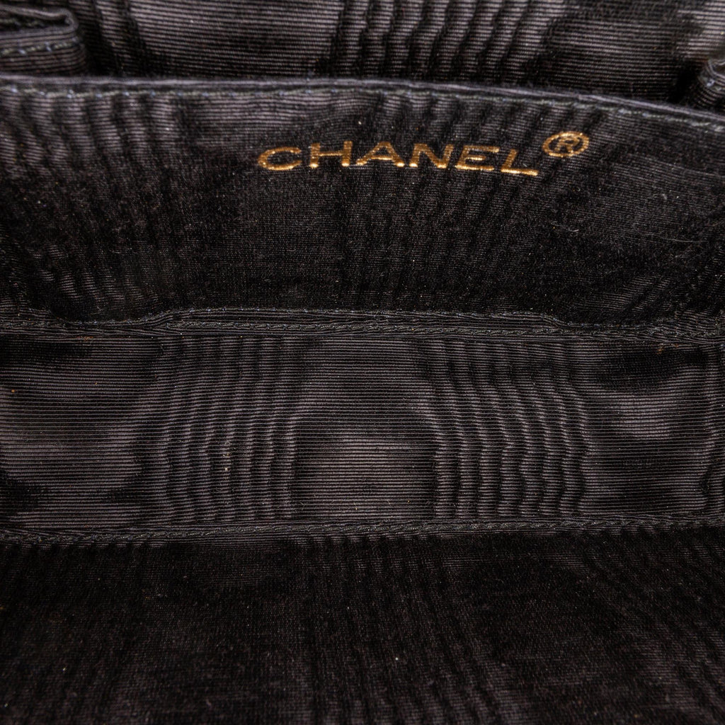 Chanel Canvas Crossbody Bag (SHG-37468)