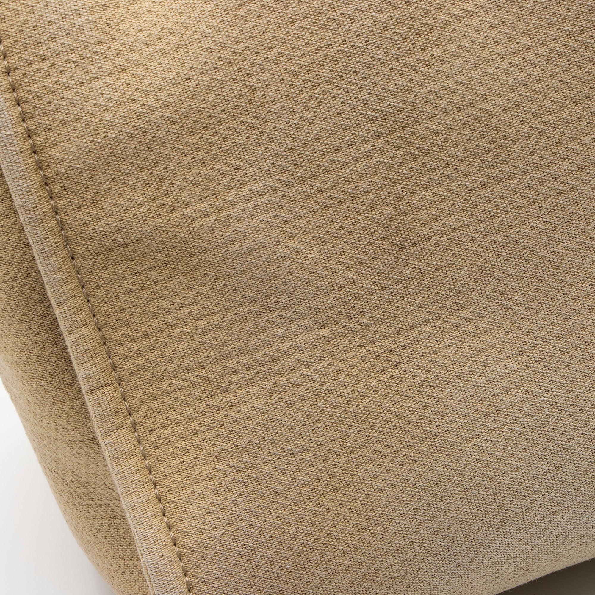 Chanel Canvas Deauville Medium Tote (SHF-SYyjAd)
