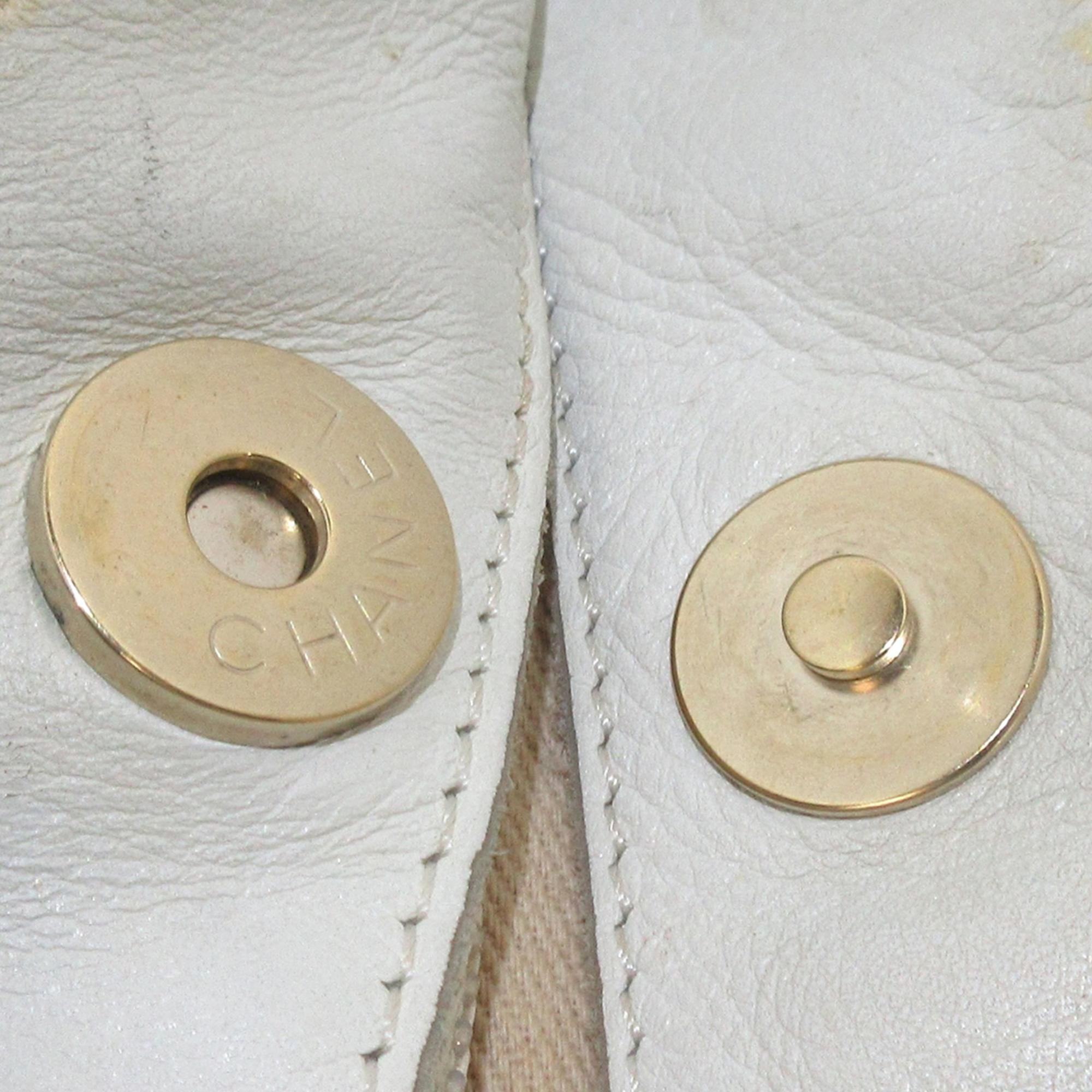 Chanel Canvas Olsen Shoulder Bag (SHG-Be0rTX)