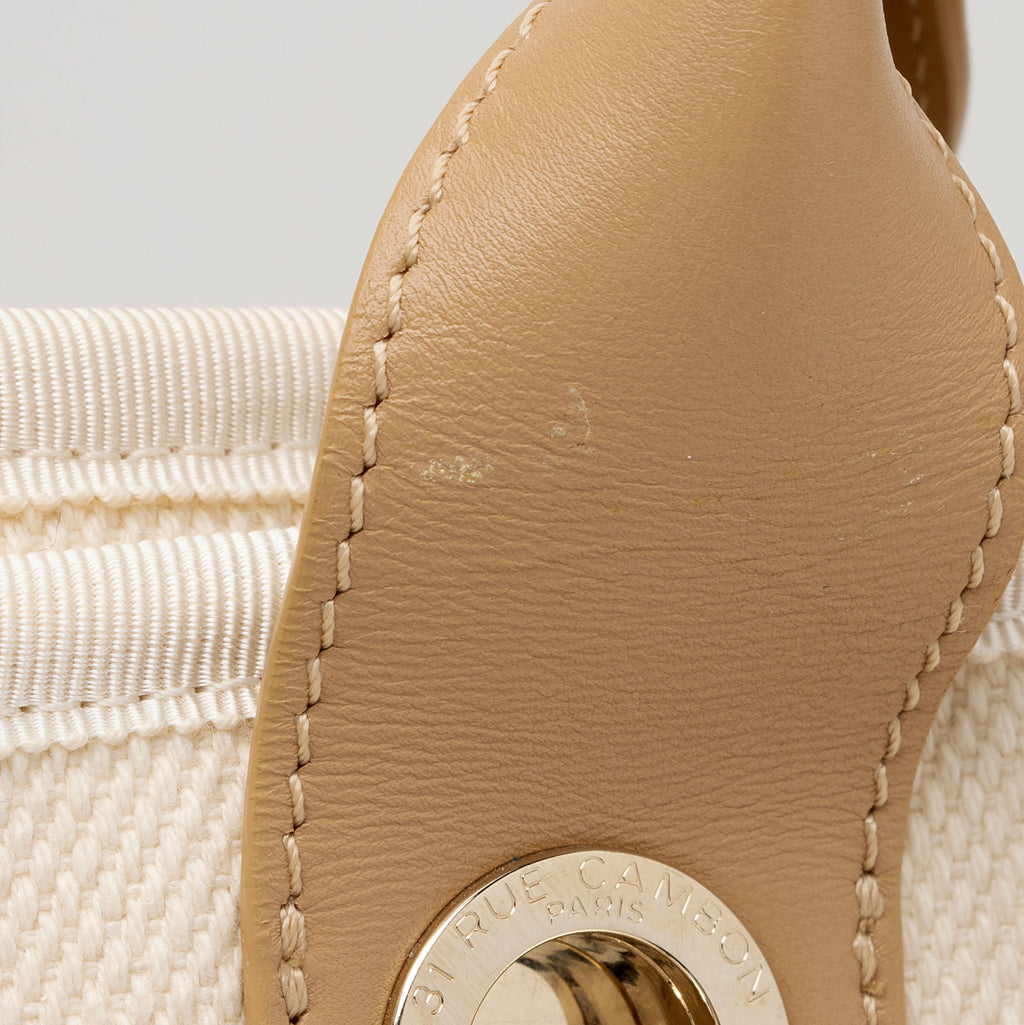 Chanel Canvas Pearl Deauville Medium Tote (SHF-Hmgrlc)