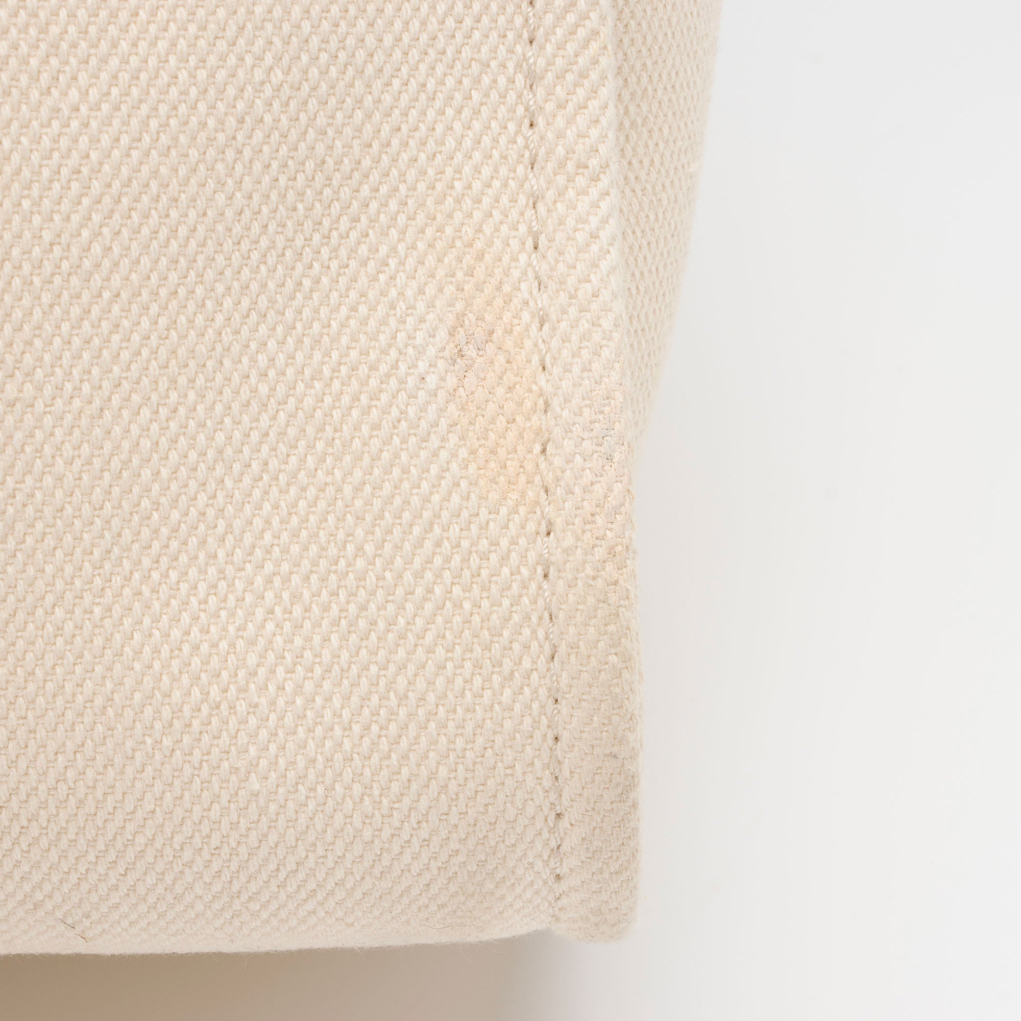 Chanel Canvas Pearl Deauville Medium Tote (SHF-Hmgrlc)