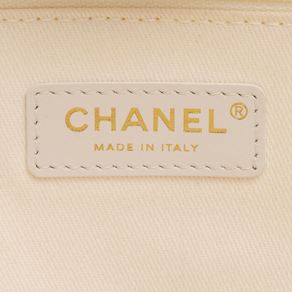 Chanel Canvas Pearl Deauville Medium Tote (SHF-Hmgrlc)