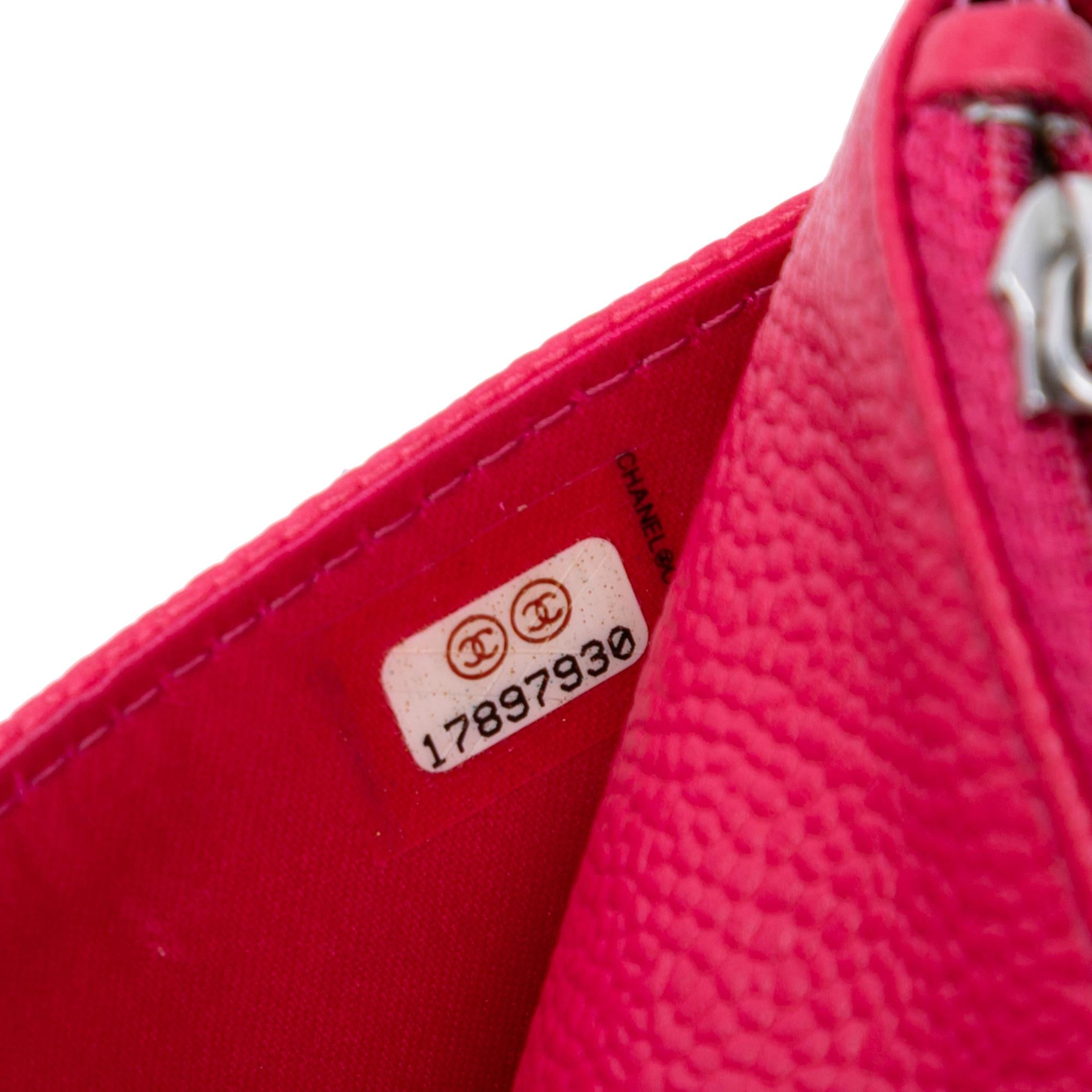Chanel Caviar Bicolor CC Wallet On Chain
