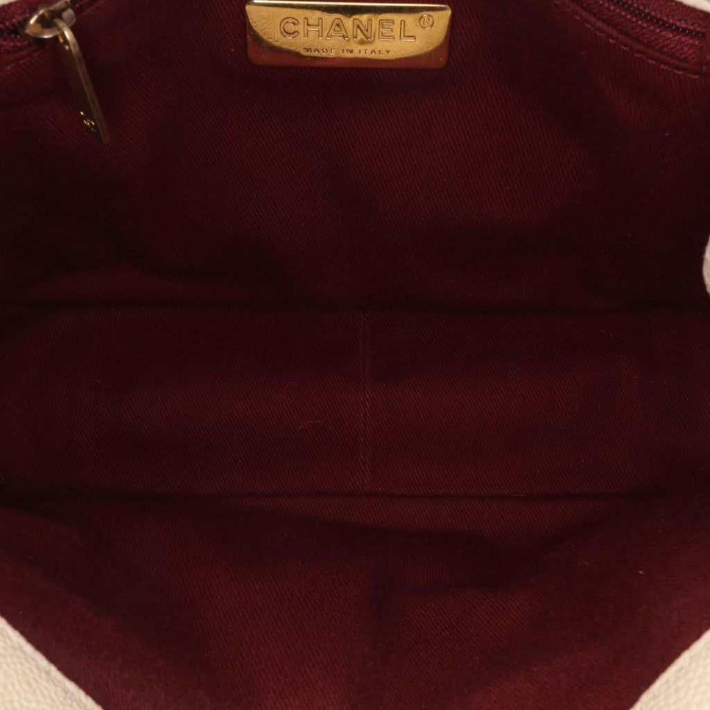 Chanel Caviar Business Affinity Messenger Flap