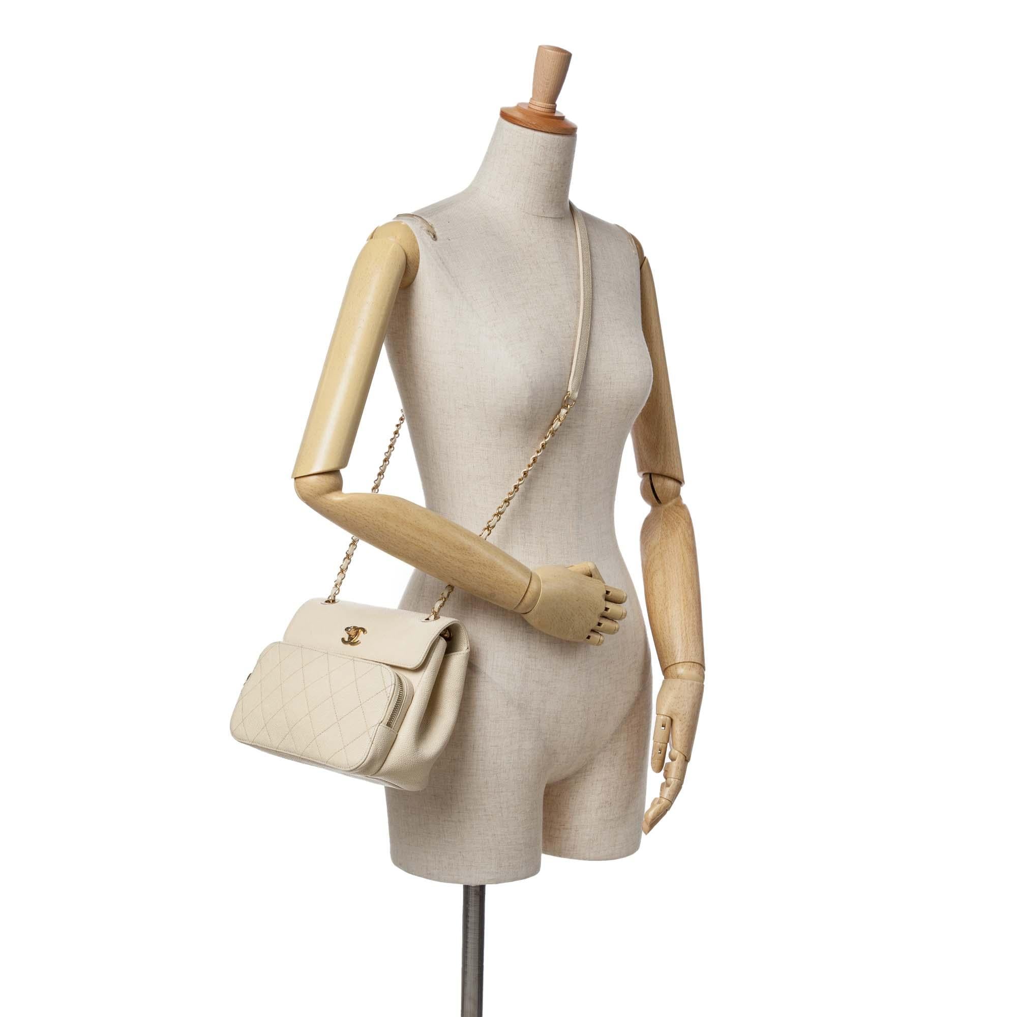 Chanel Caviar Business Affinity Messenger Flap