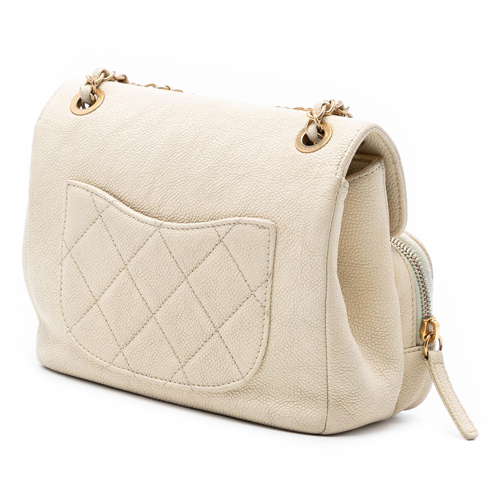 Chanel Caviar Business Affinity Messenger Flap