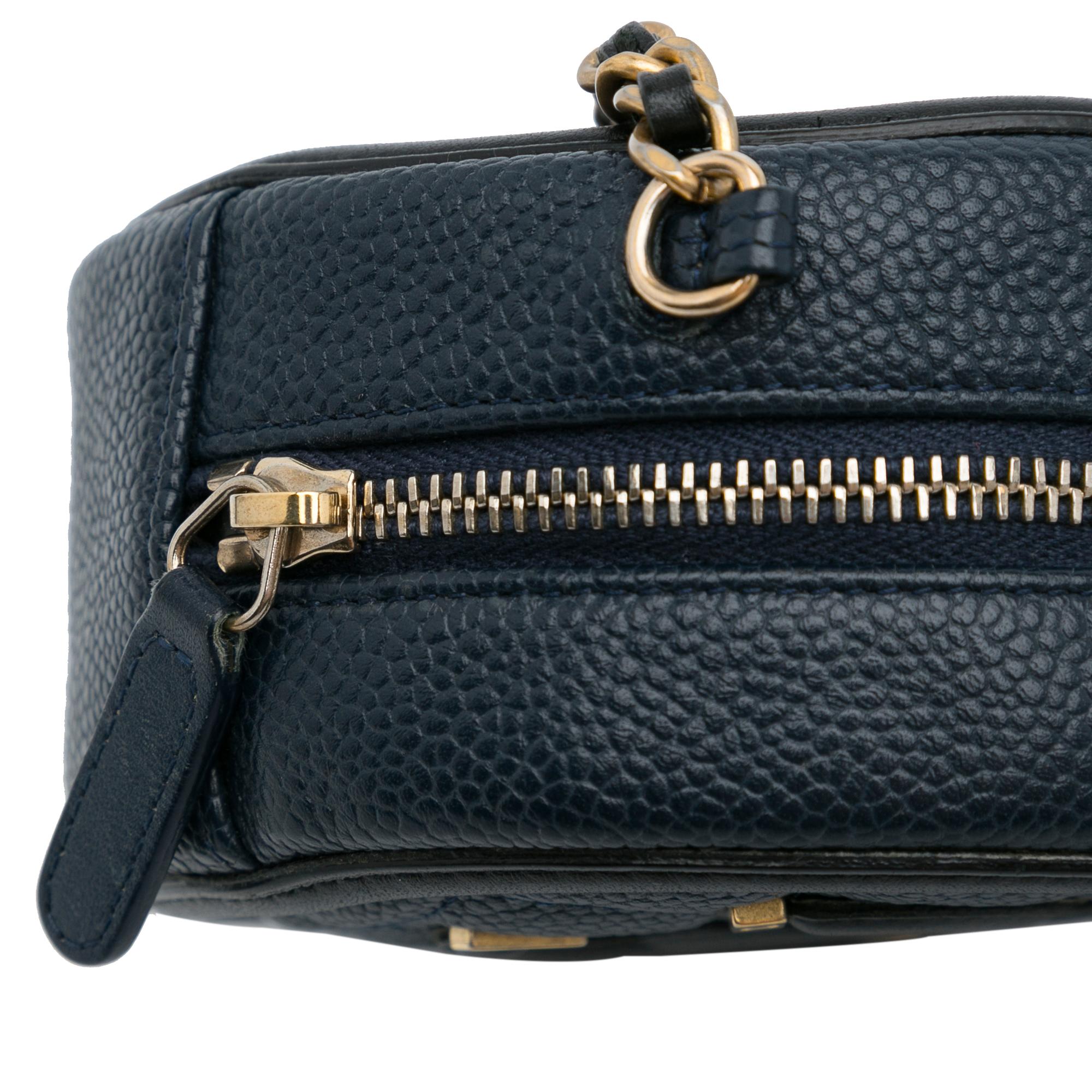 Chanel Caviar CC Filigree Round Crossbody Bag (SHG-ai93Fn)