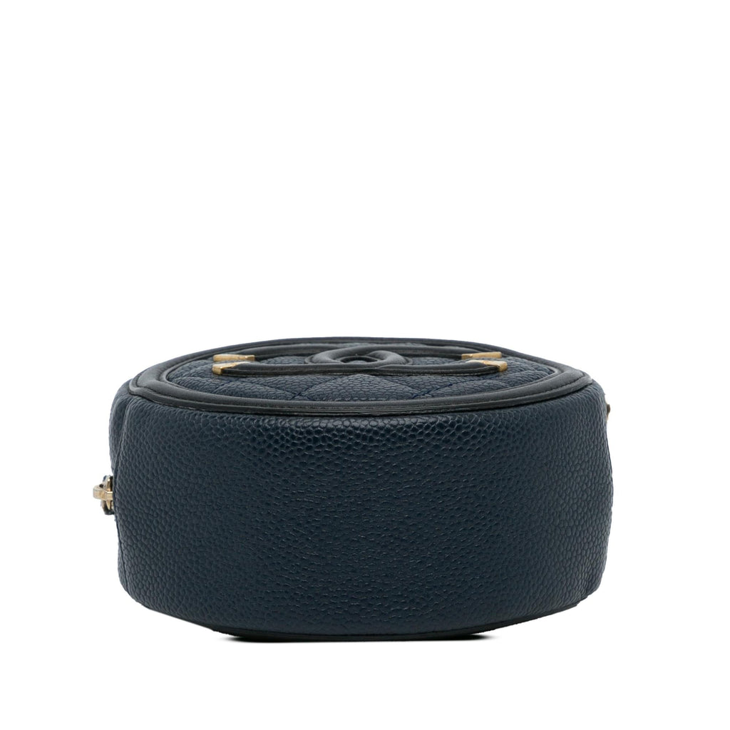 Chanel Caviar CC Filigree Round Crossbody Bag (SHG-ai93Fn)