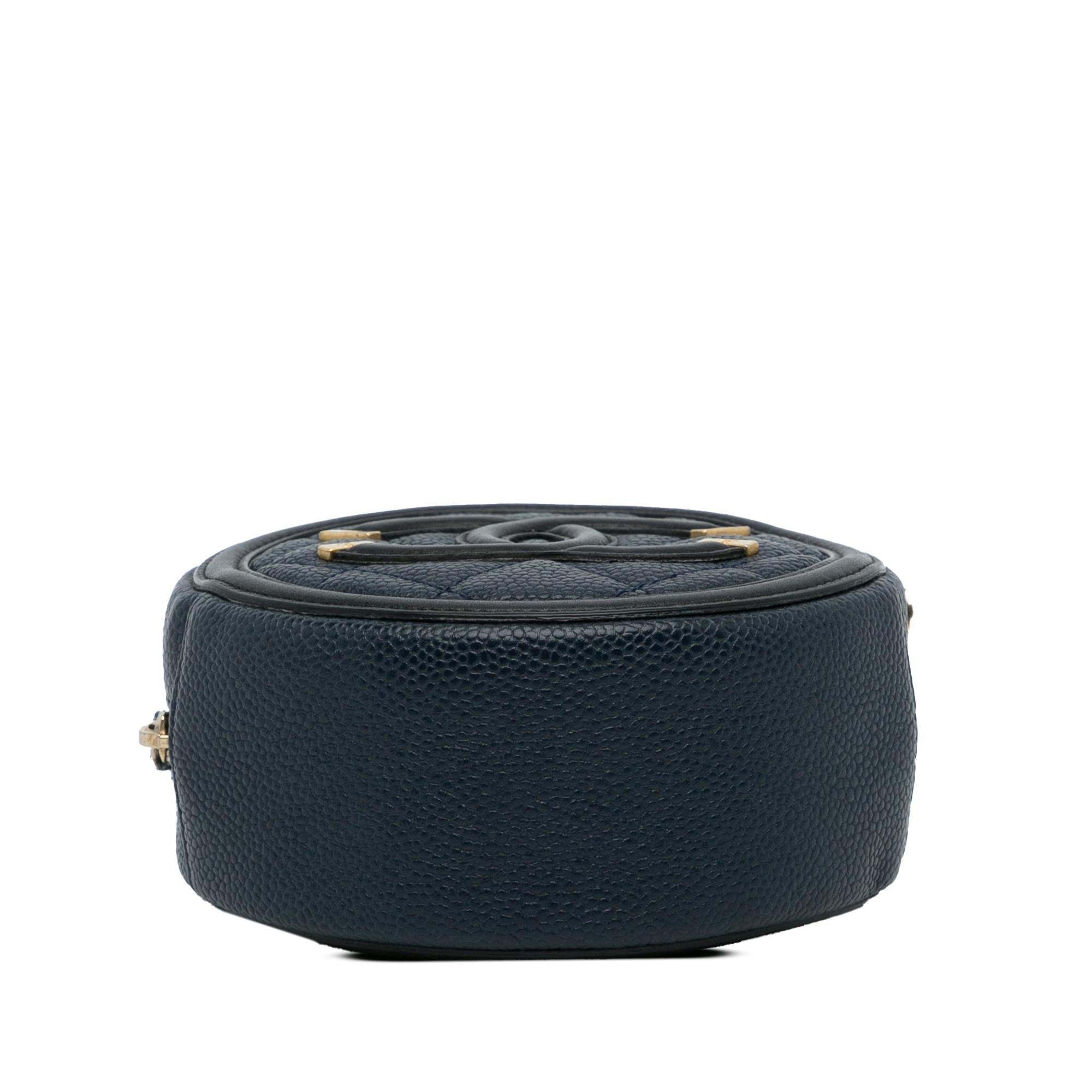 Chanel Caviar CC Filigree Round Crossbody Bag (SHG-ai93Fn)