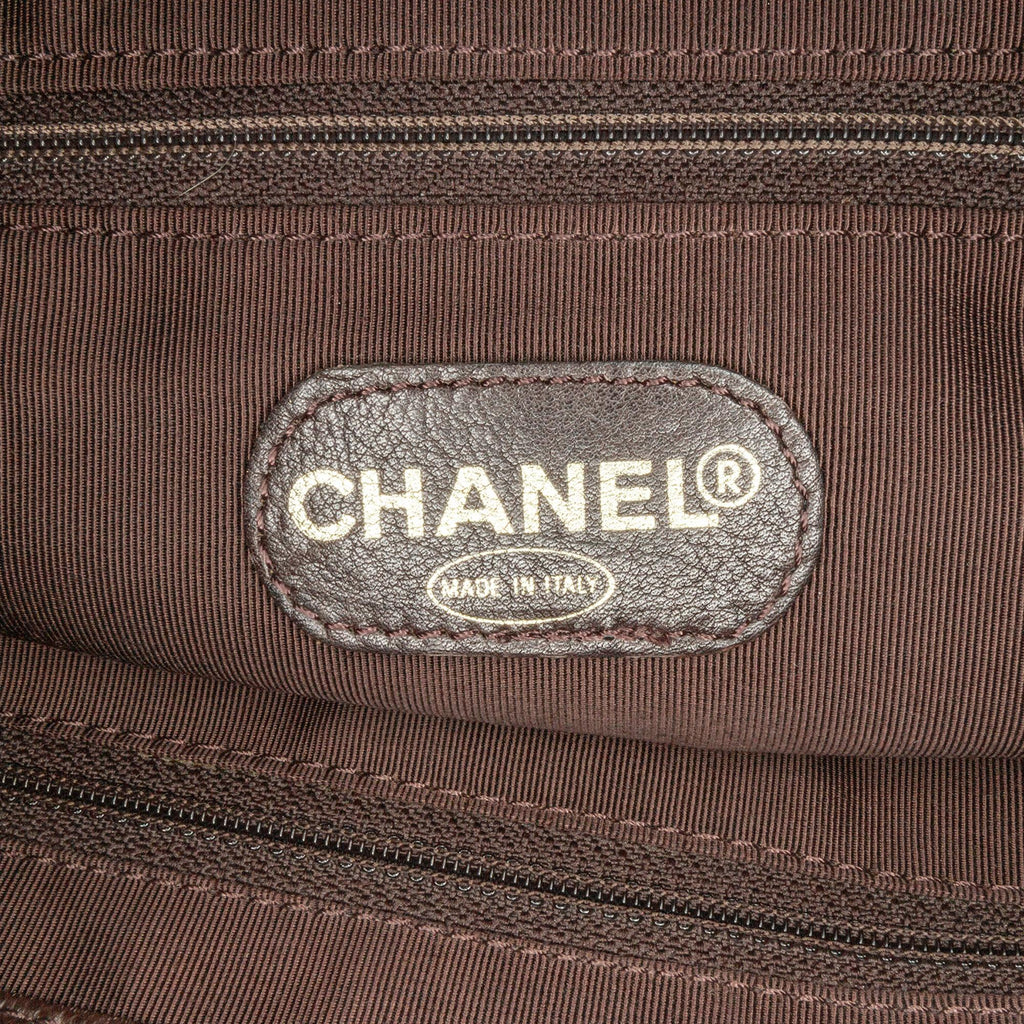 Chanel Caviar CC Tote Bag (SHG-MDs60Z)