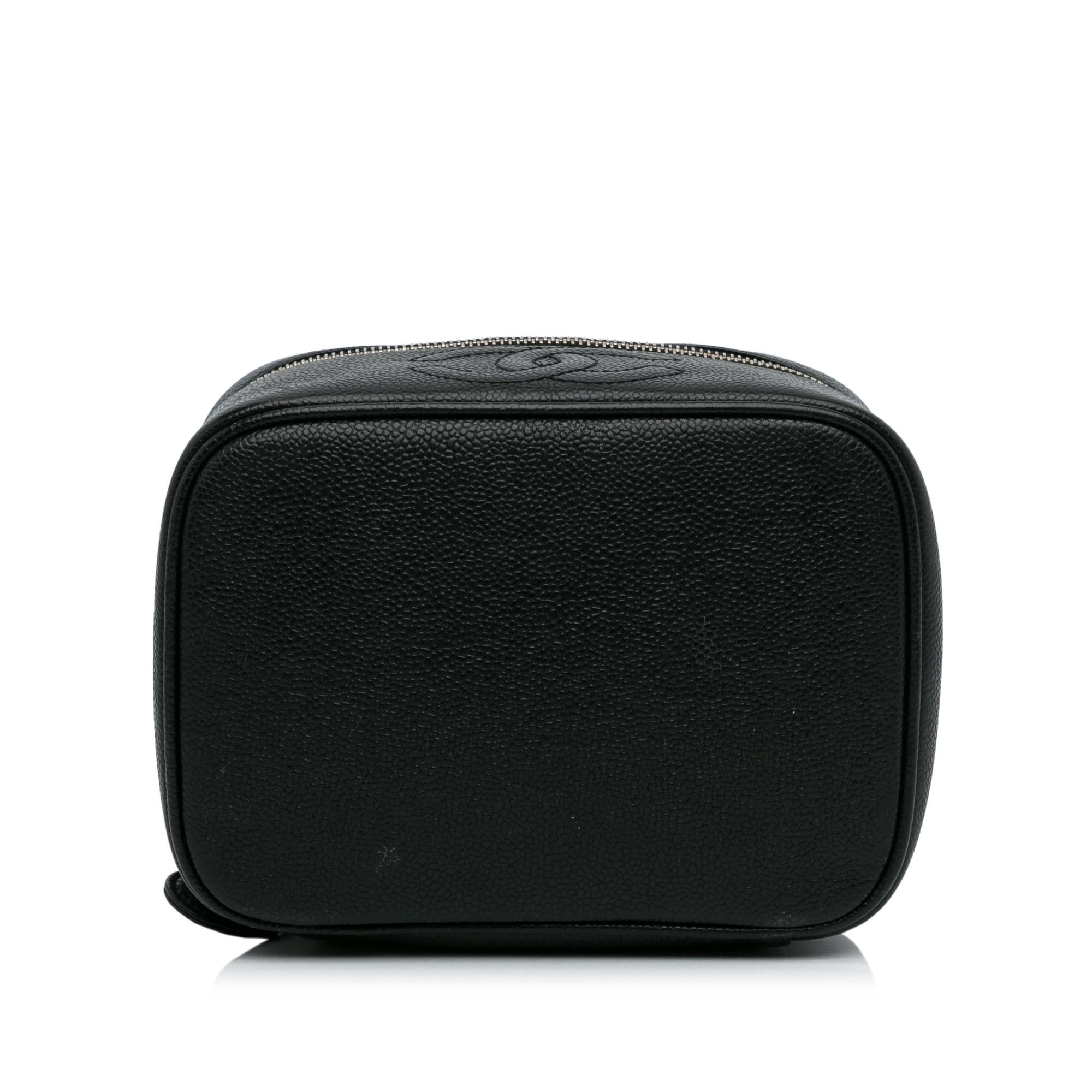 Chanel Caviar CC Vanity Bag (SHG-KtqvjT)