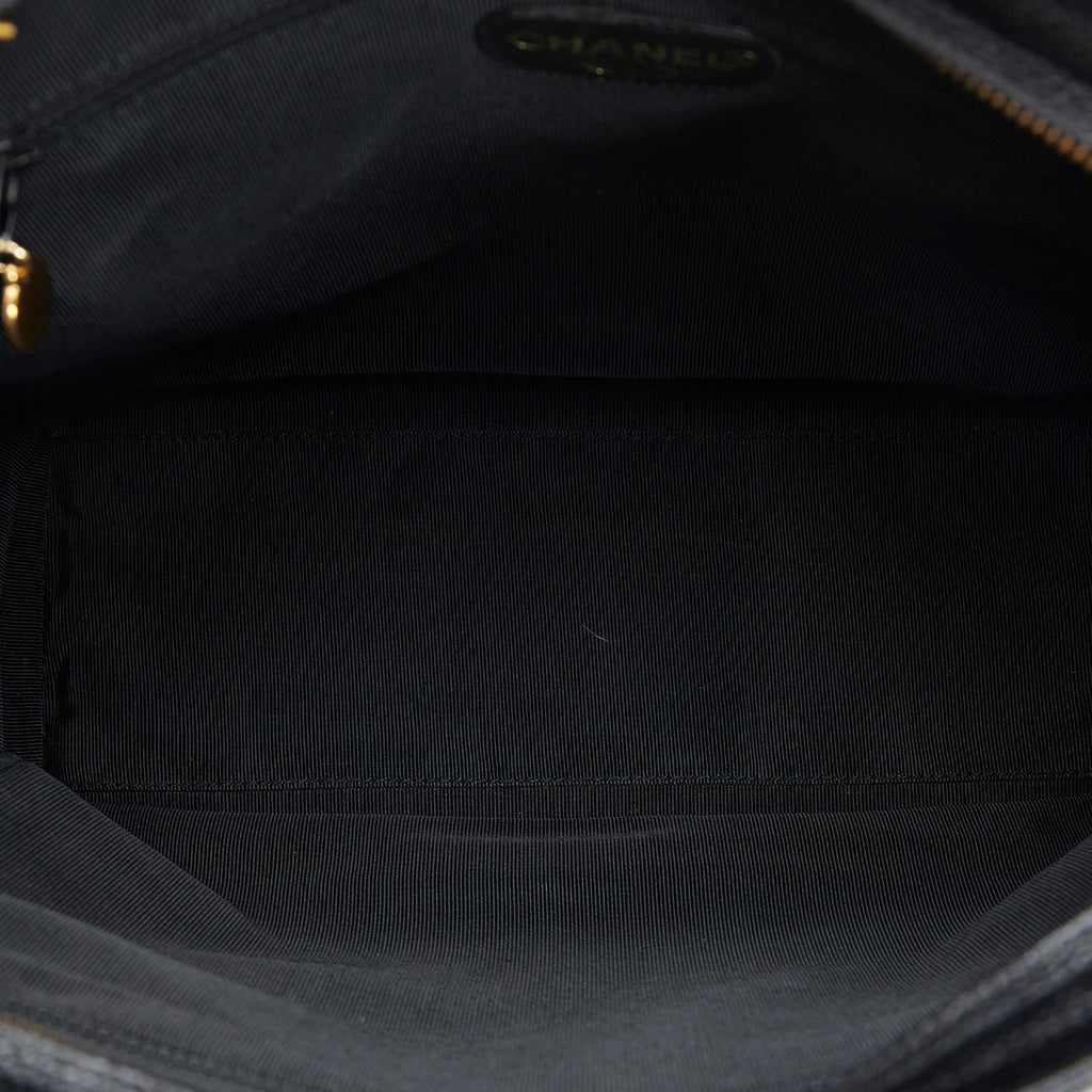 Chanel Caviar Chain Tote (SHG-9VZ3UA)