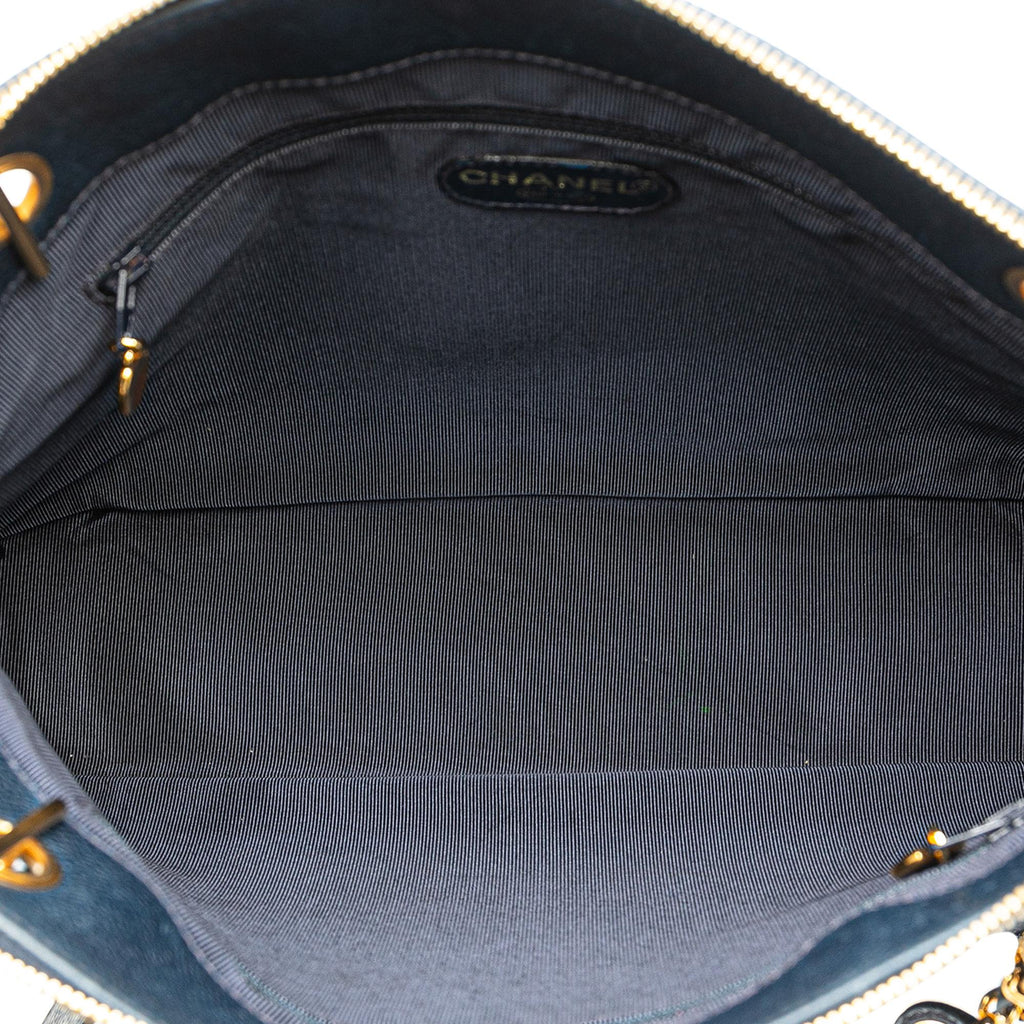 Chanel Caviar Chain Tote (SHG-LVCfQ6)