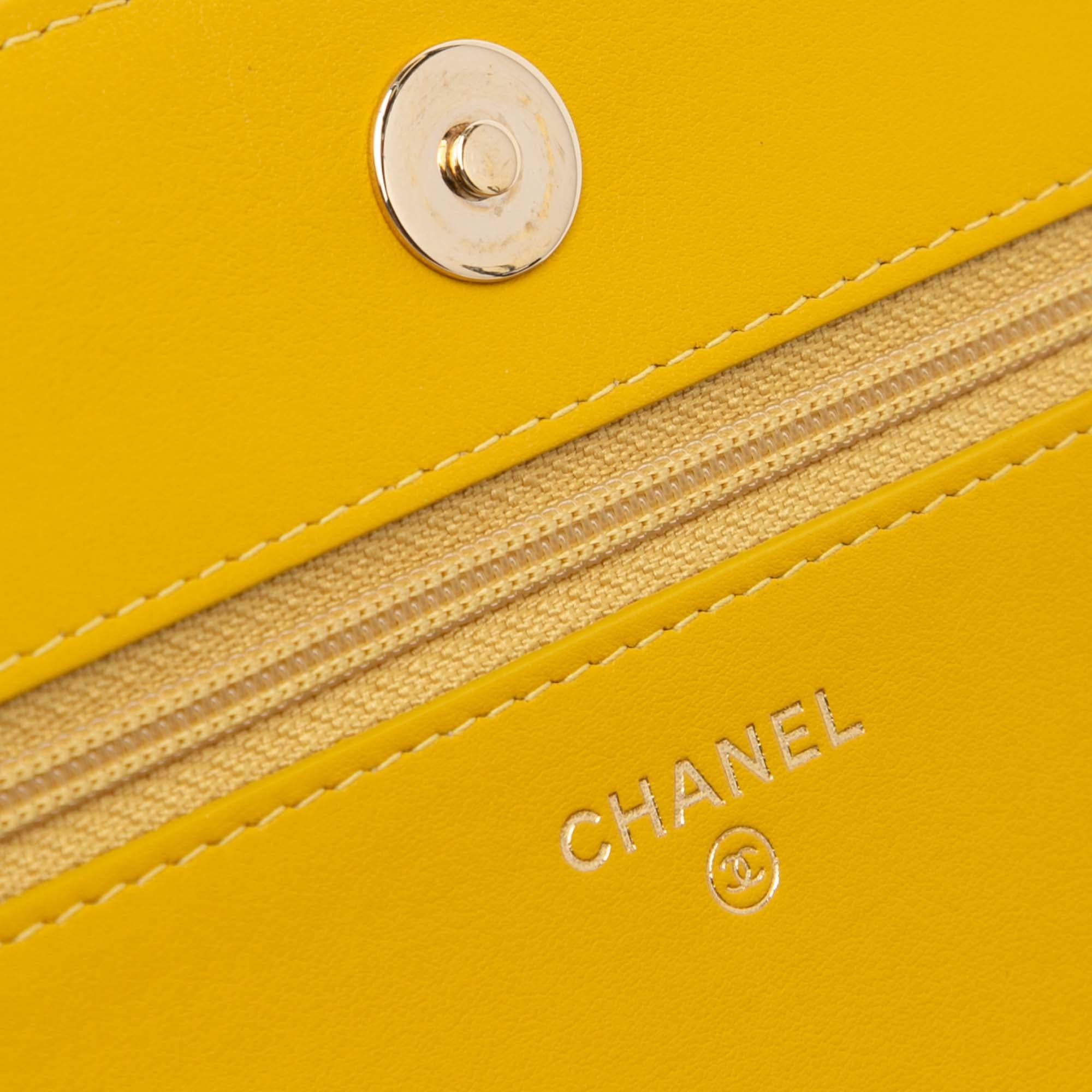 Chanel Caviar Chevron Le Boy Wallet On Chain (SHG-qIpwVh)