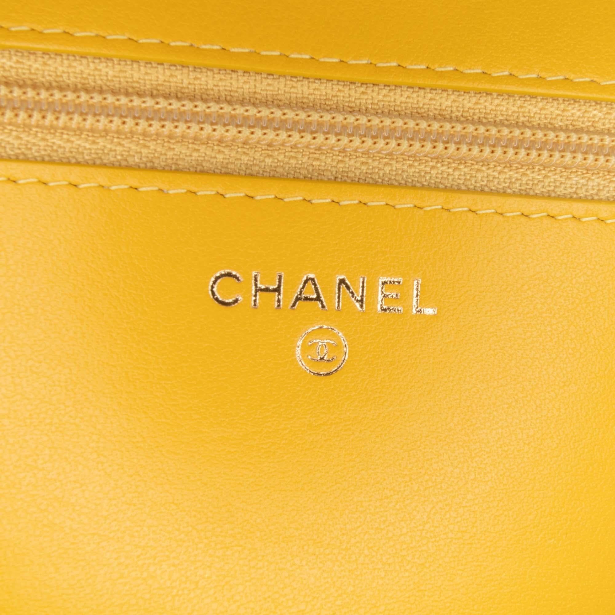 Chanel Caviar Chevron Le Boy Wallet On Chain (SHG-qIpwVh)