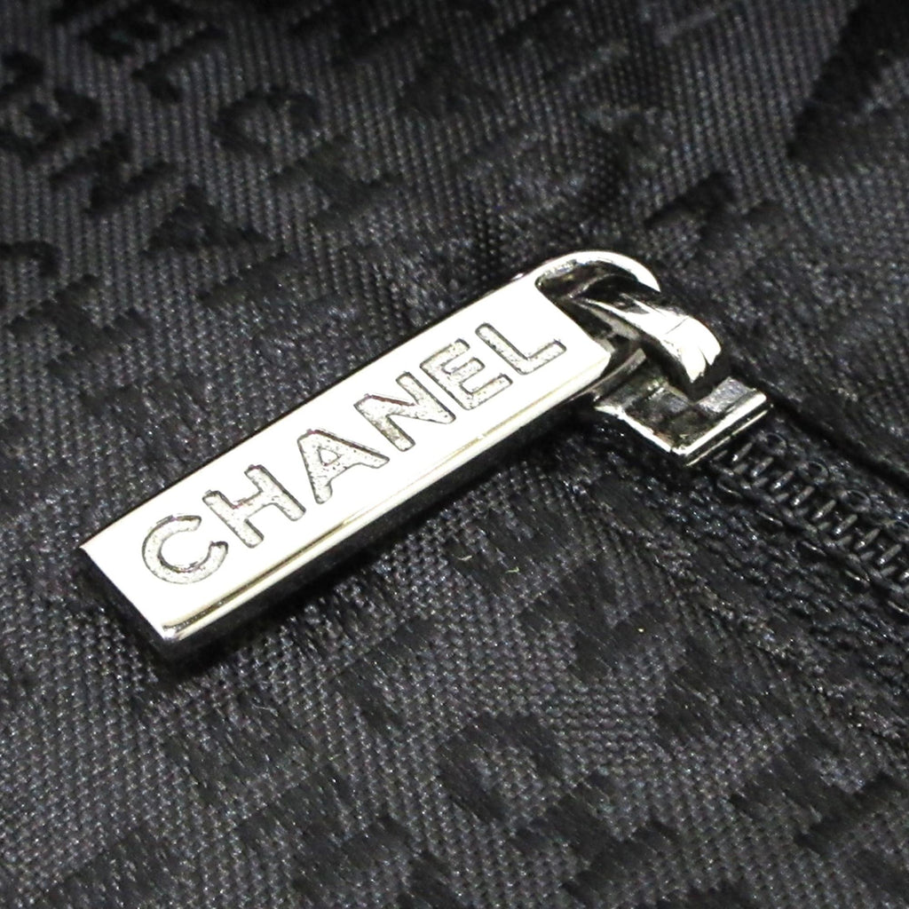 Chanel Caviar Choco Bar Handbag (SHG-lNLayP)
