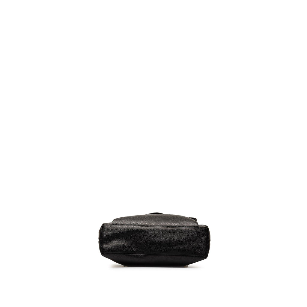 Chanel Caviar Front Pocket Chain Tote (SHG-XrkGWG)