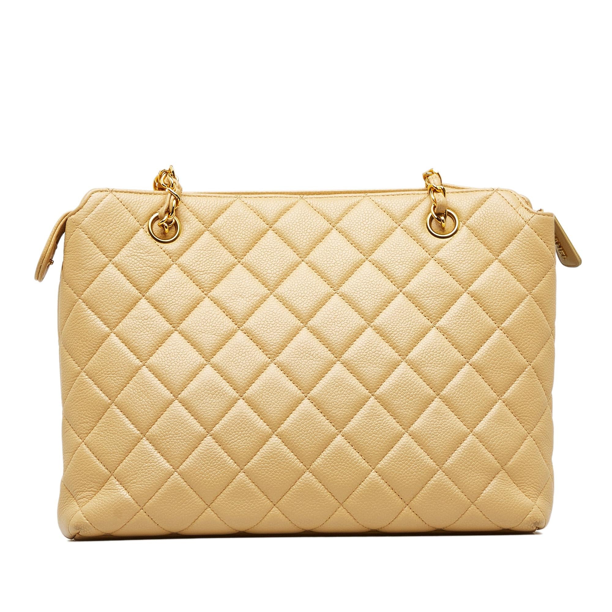 Chanel Caviar Front Pocket Shoulder Bag (SHG-pwata3)