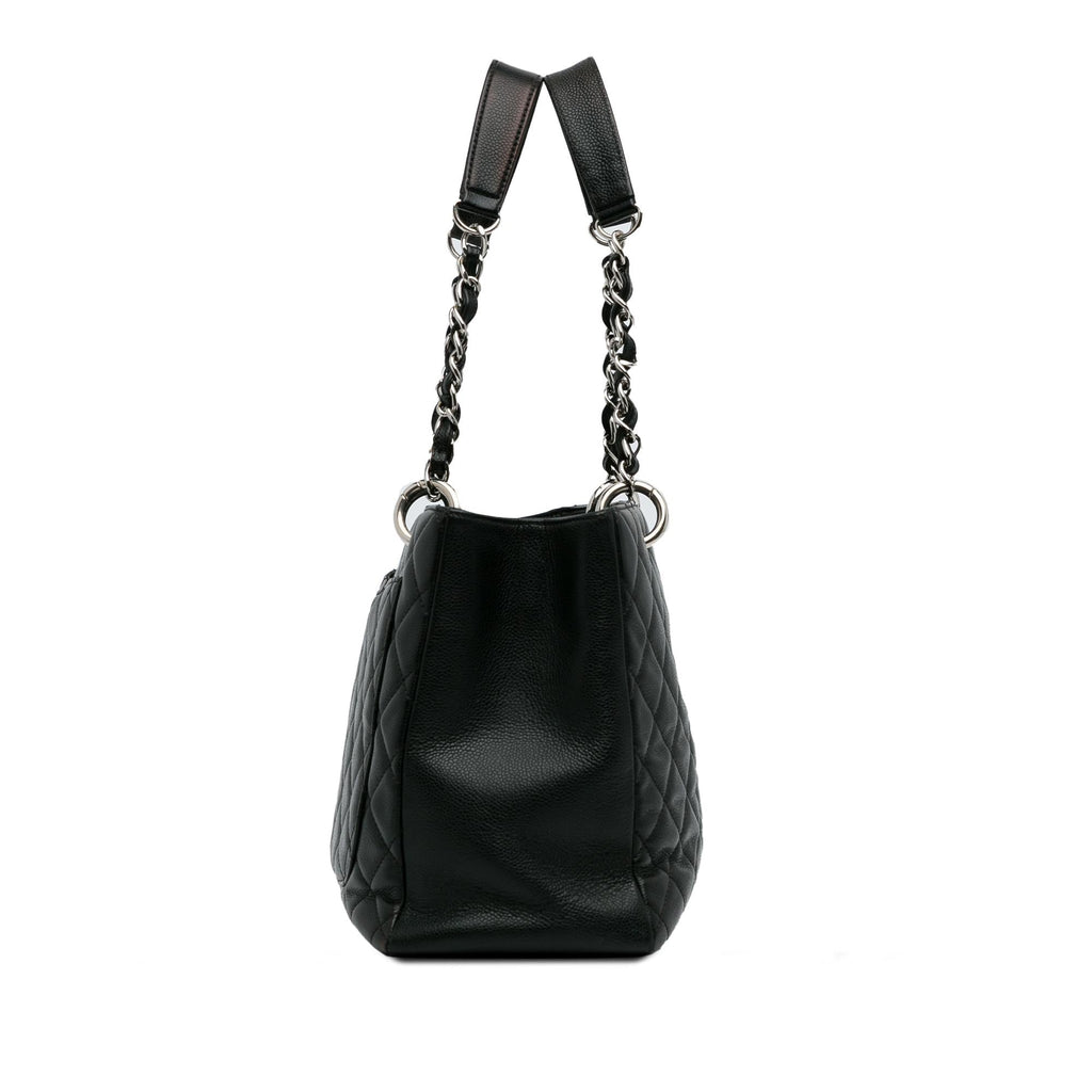 Chanel Caviar Grand Shopping Tote (SHG-rO3pnU)