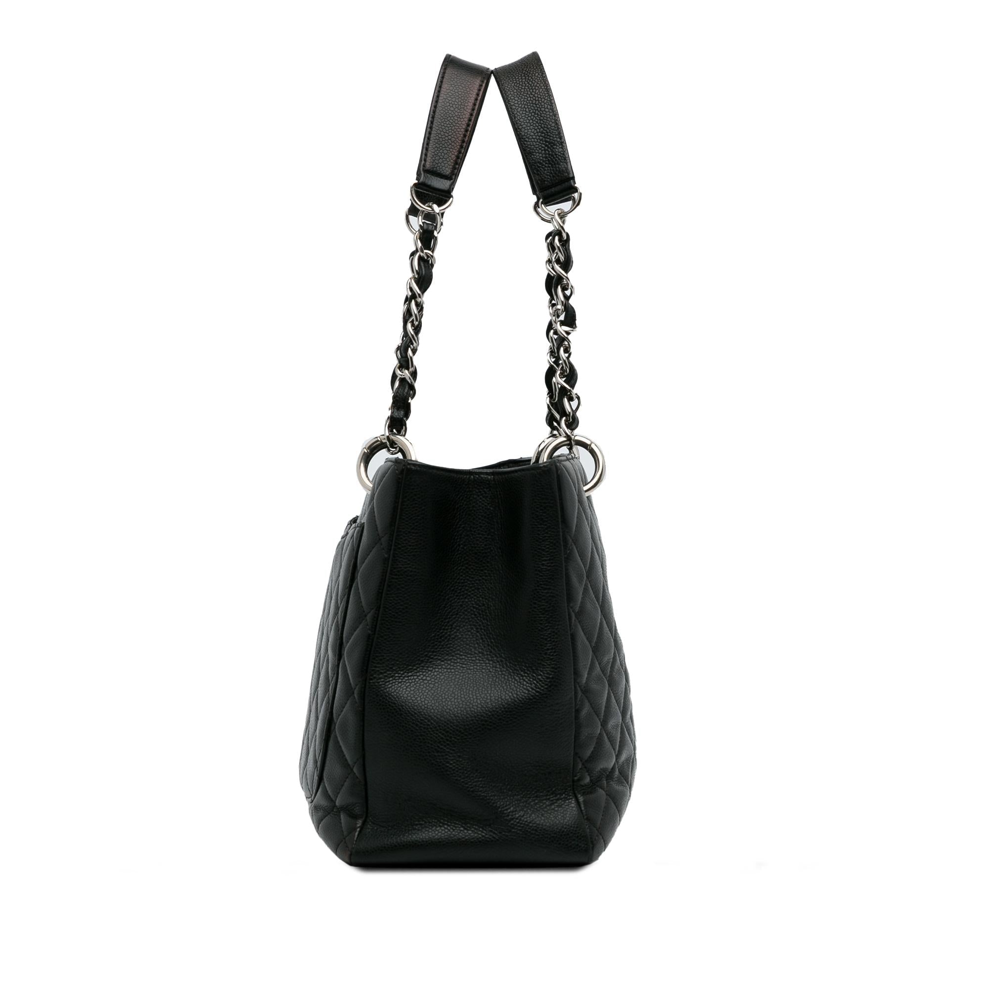 Chanel Caviar Grand Shopping Tote (SHG-rO3pnU)