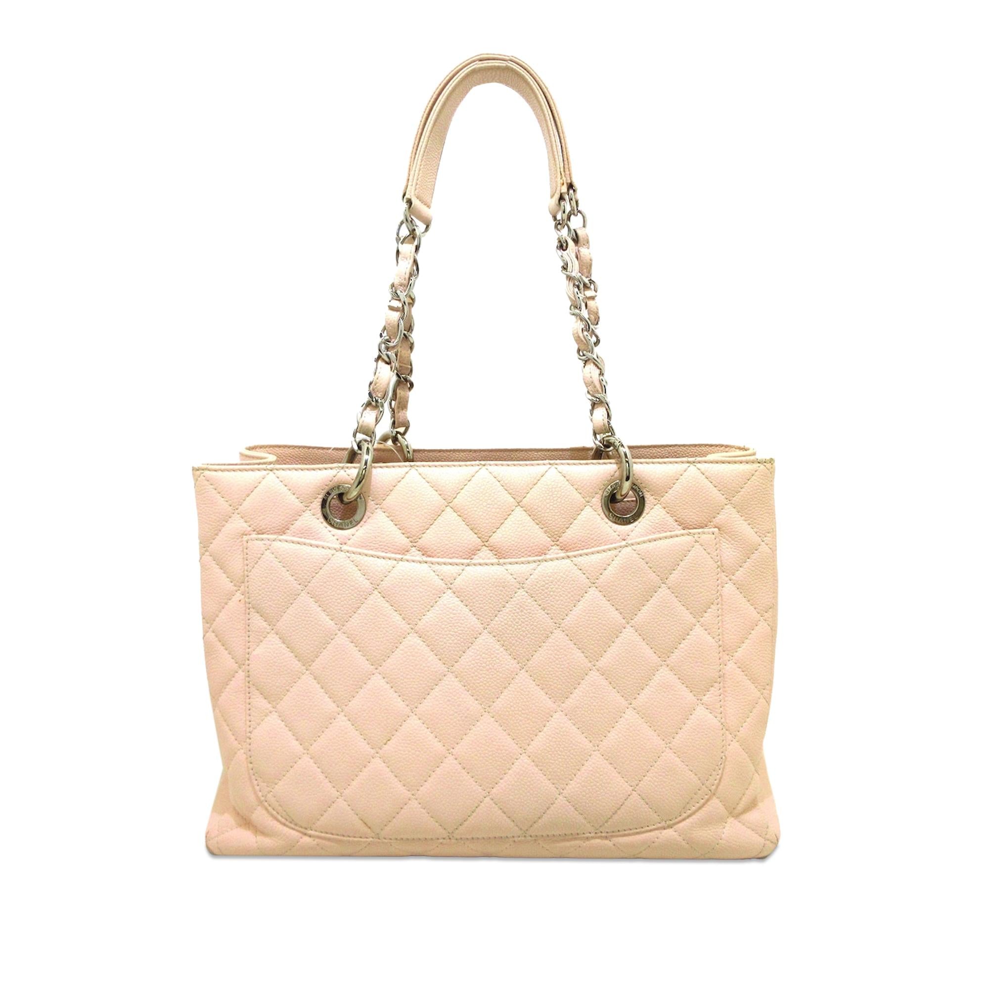 Chanel Caviar Grand Shopping Tote (SHG-d9vpC8)