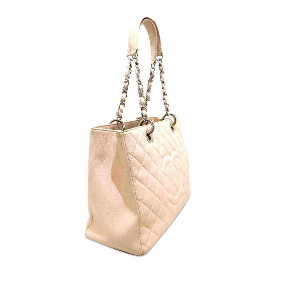 Chanel Caviar Grand Shopping Tote (SHG-d9vpC8)