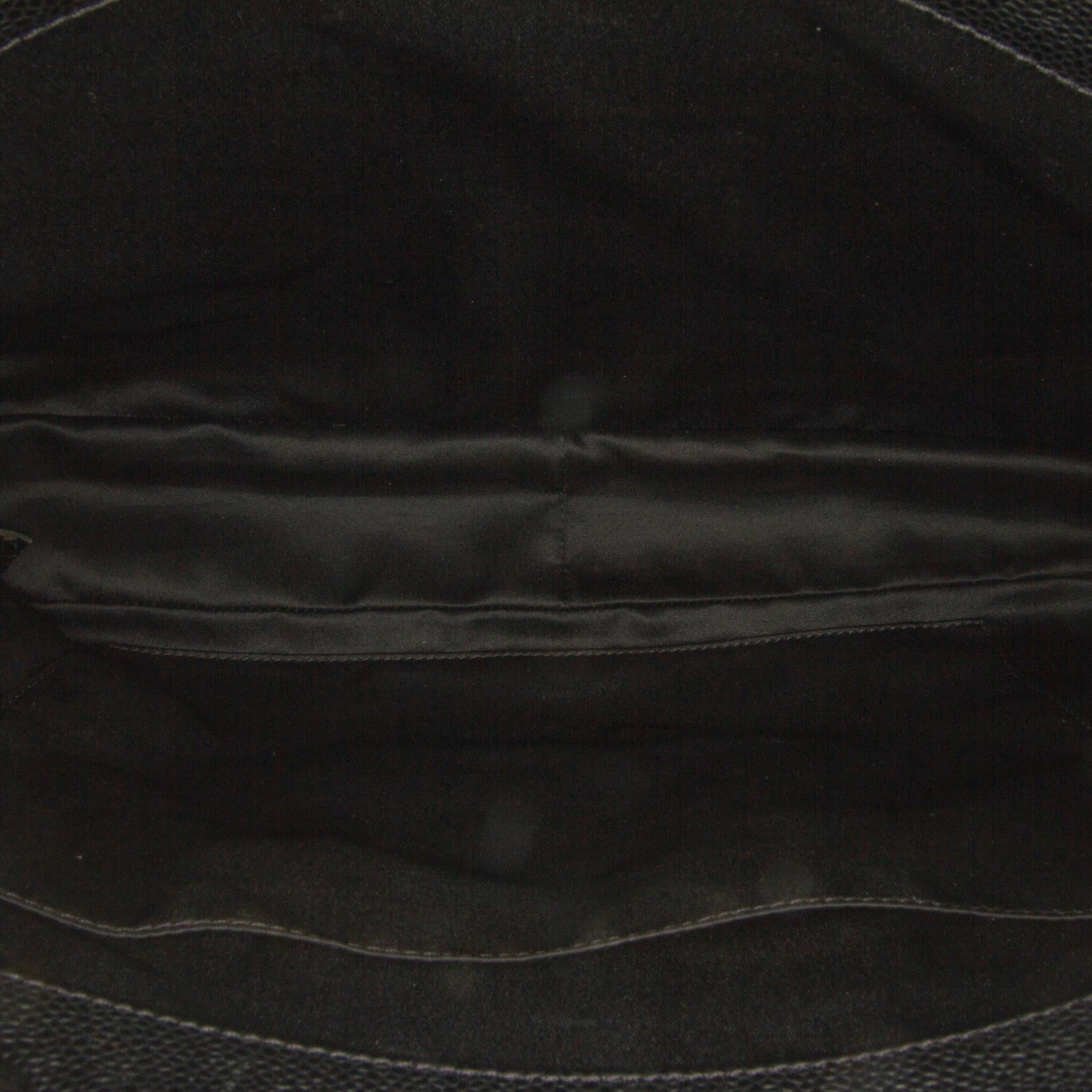 Chanel Caviar Grand Shopping Tote (SHG-TkcRLP)