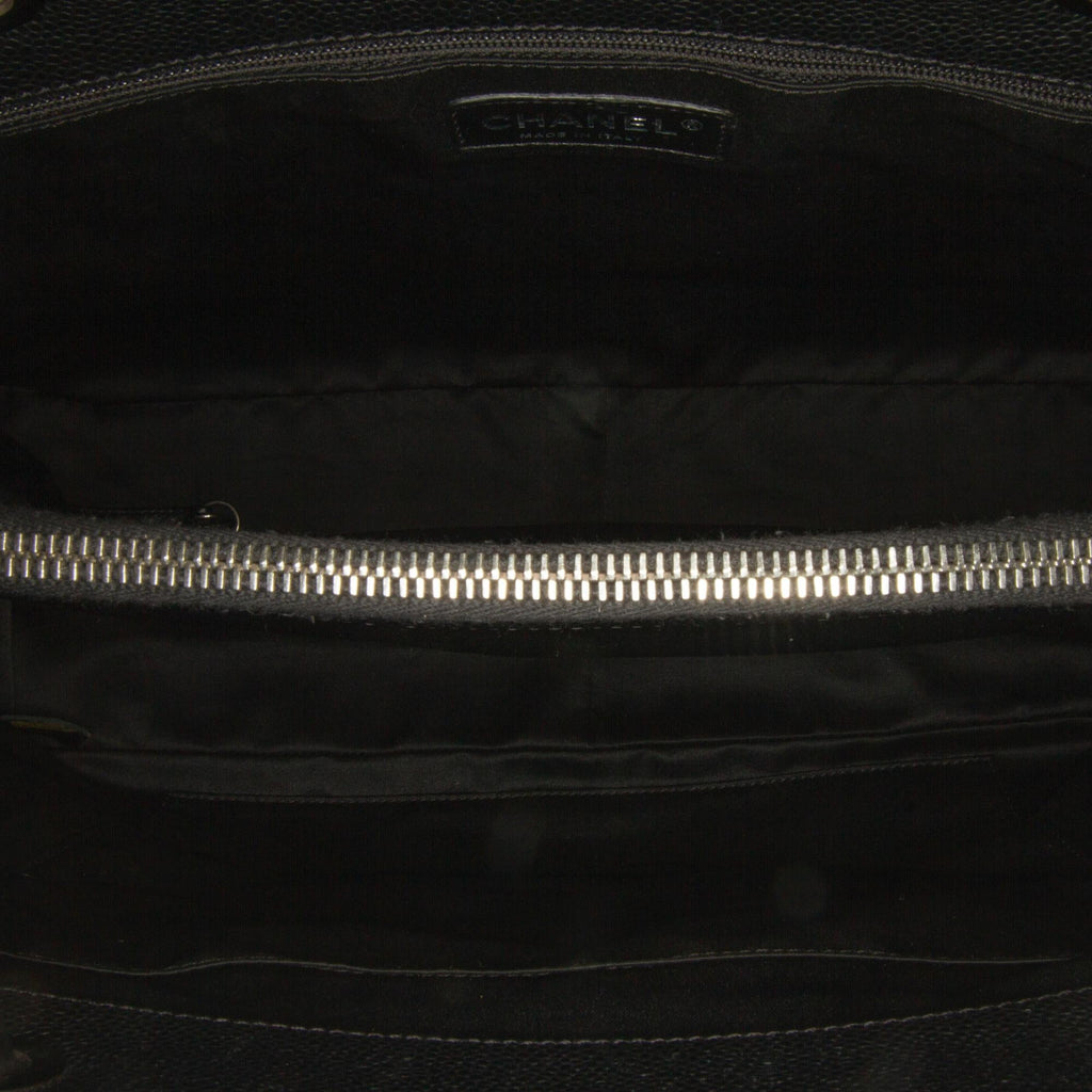 Chanel Caviar Grand Shopping Tote (SHG-TkcRLP)