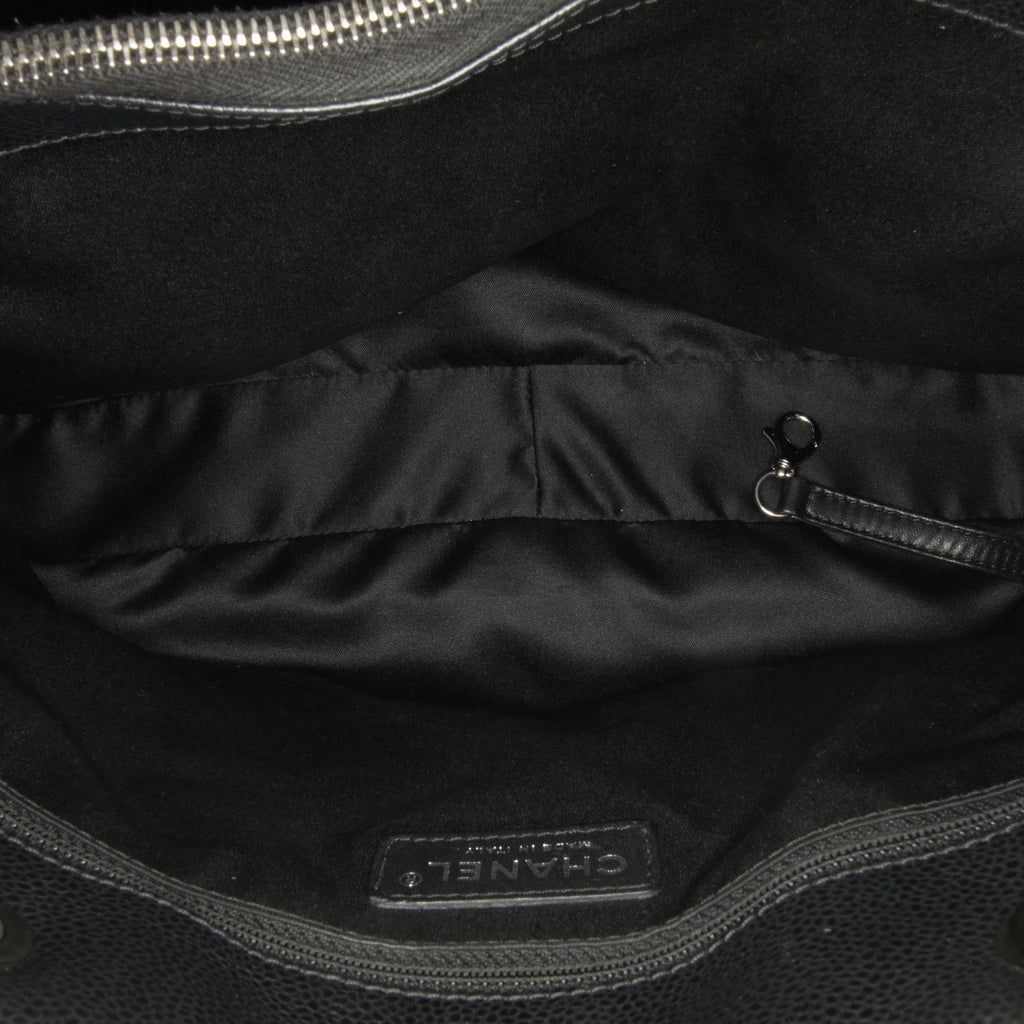 Chanel Caviar Grand Shopping Tote (SHG-U2pz2F)