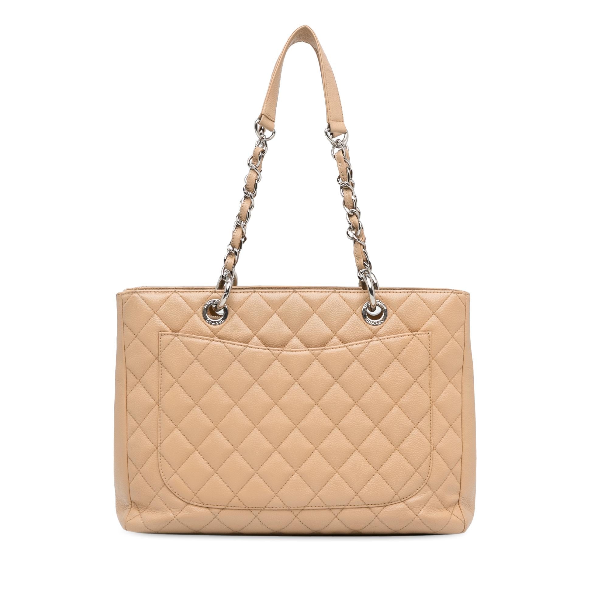 Chanel Caviar Grand Shopping Tote (SHG-LyPVox)