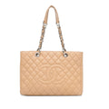 Chanel Caviar Grand Shopping Tote (SHG-LyPVox)