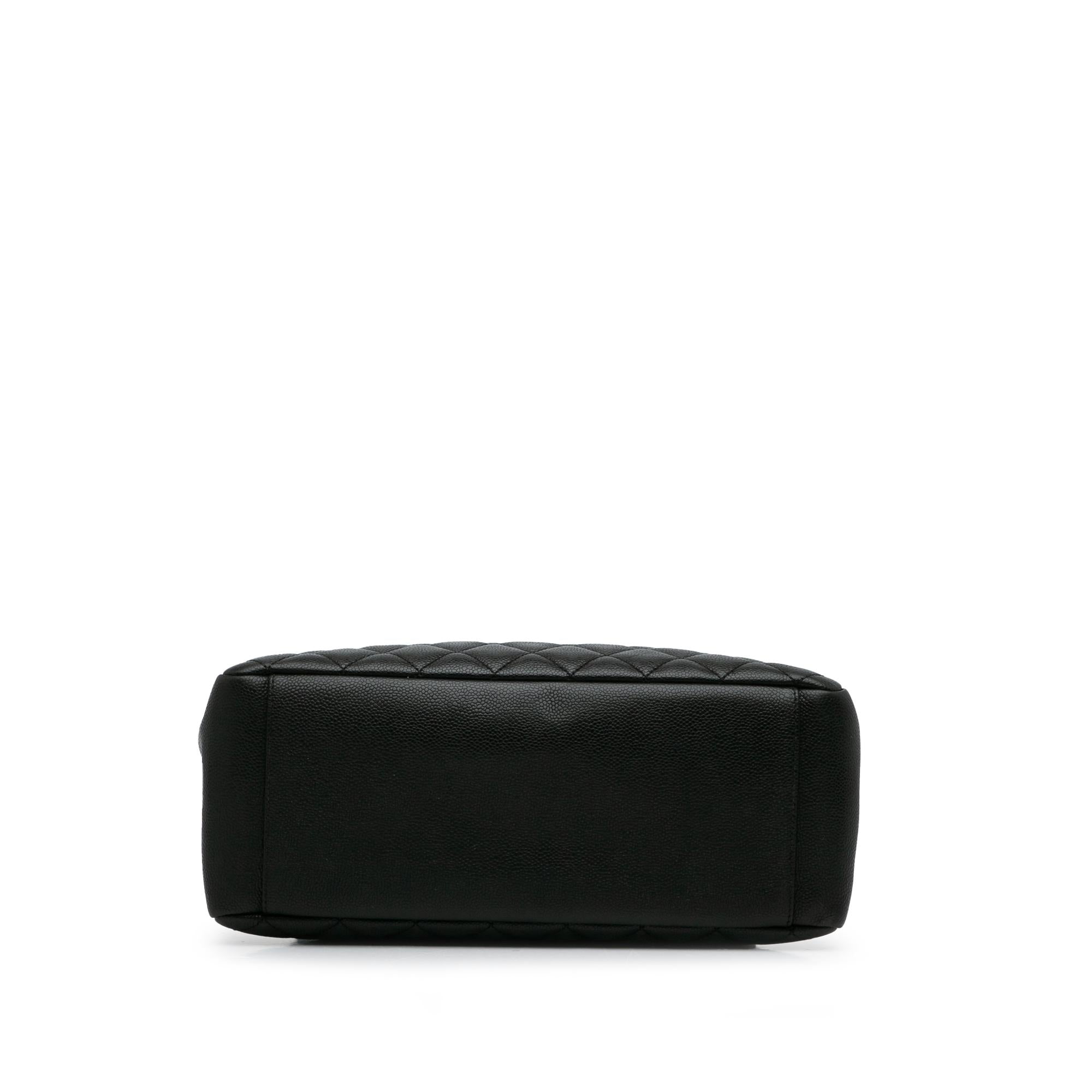 Chanel Caviar Grand Shopping Tote (SHG-LszQLM)