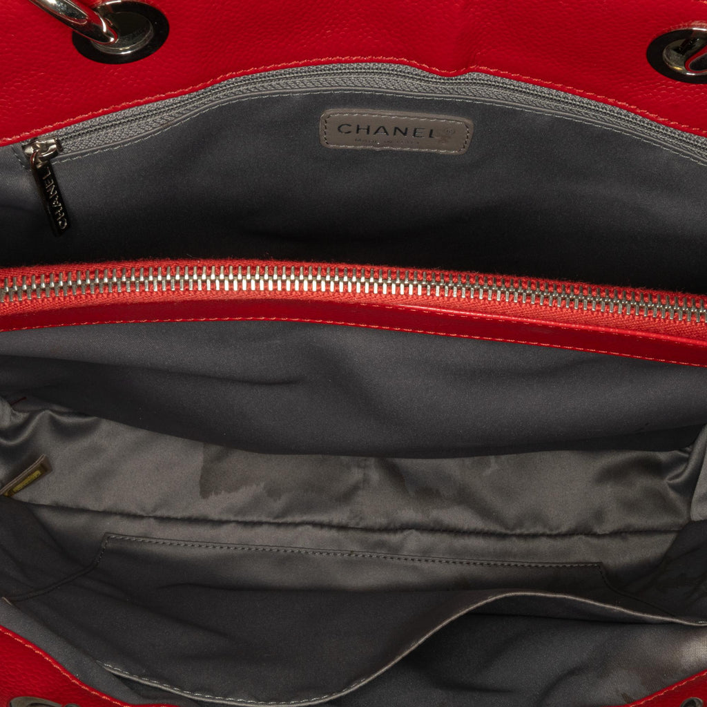Chanel Caviar Grand Shopping Tote (SHG-3eQltj)