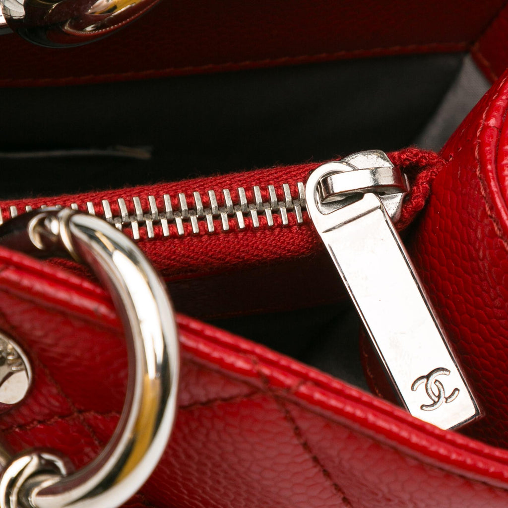 Chanel Caviar Grand Shopping Tote (SHG-3eQltj)