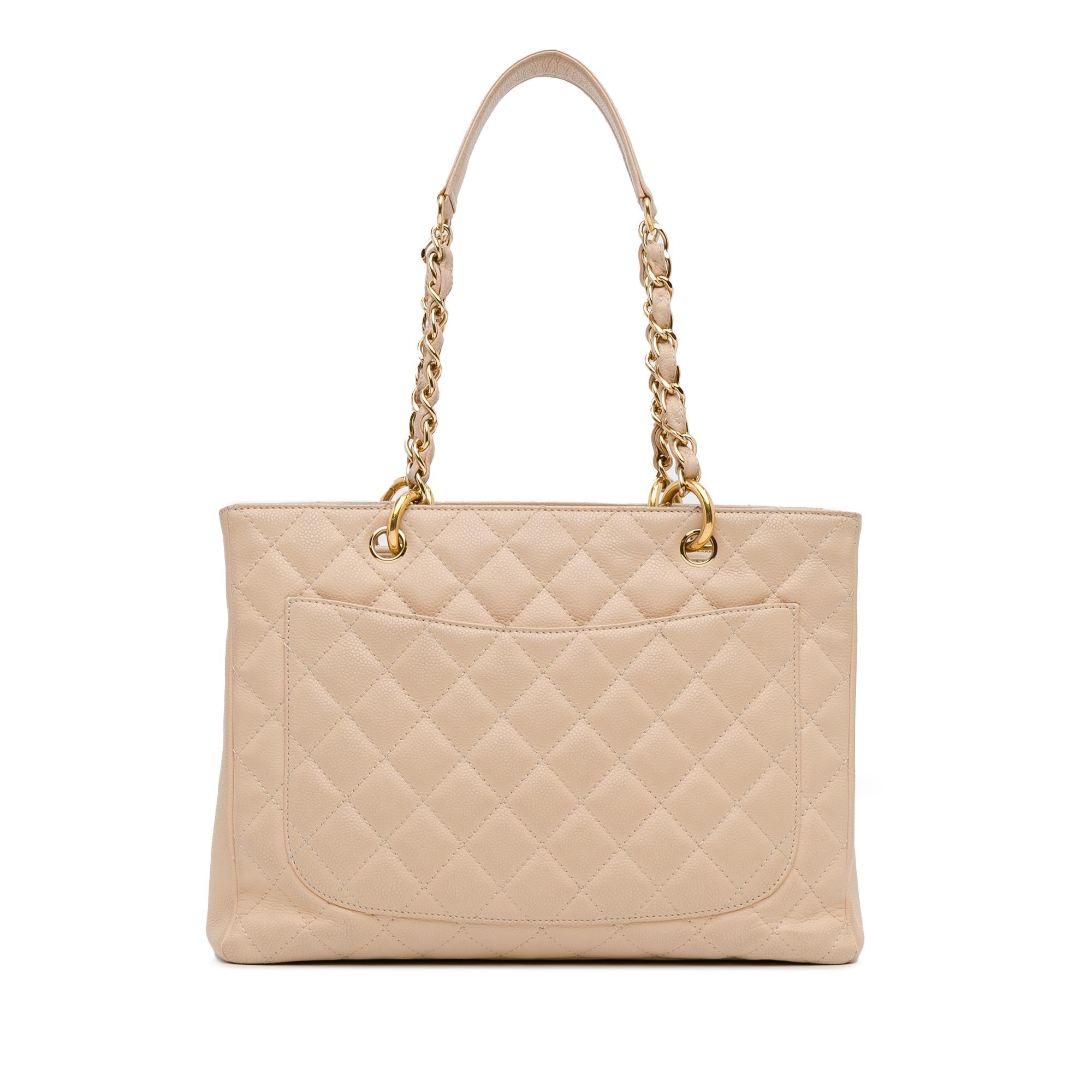 Chanel Caviar Grand Shopping Tote (SHG-V5TxH5)